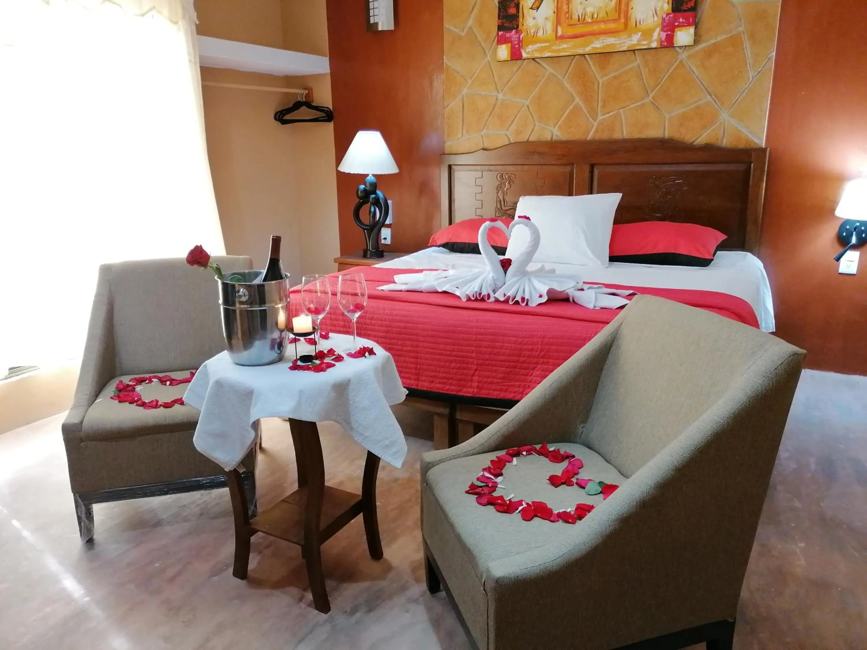 Photo of the whole room, Bed in Hotel Mayahau Coba