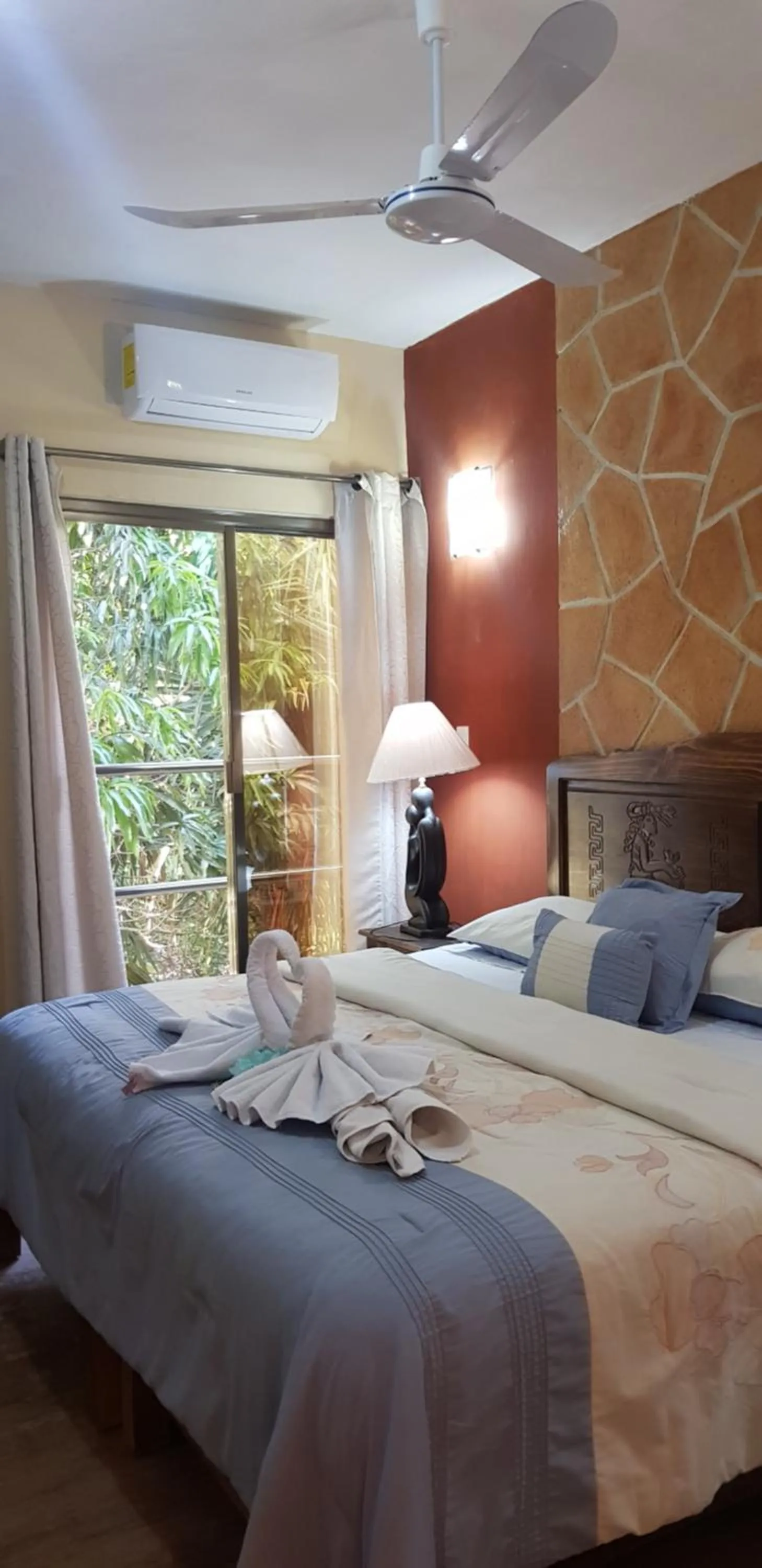 Photo of the whole room, Bed in Hotel Mayahau Coba