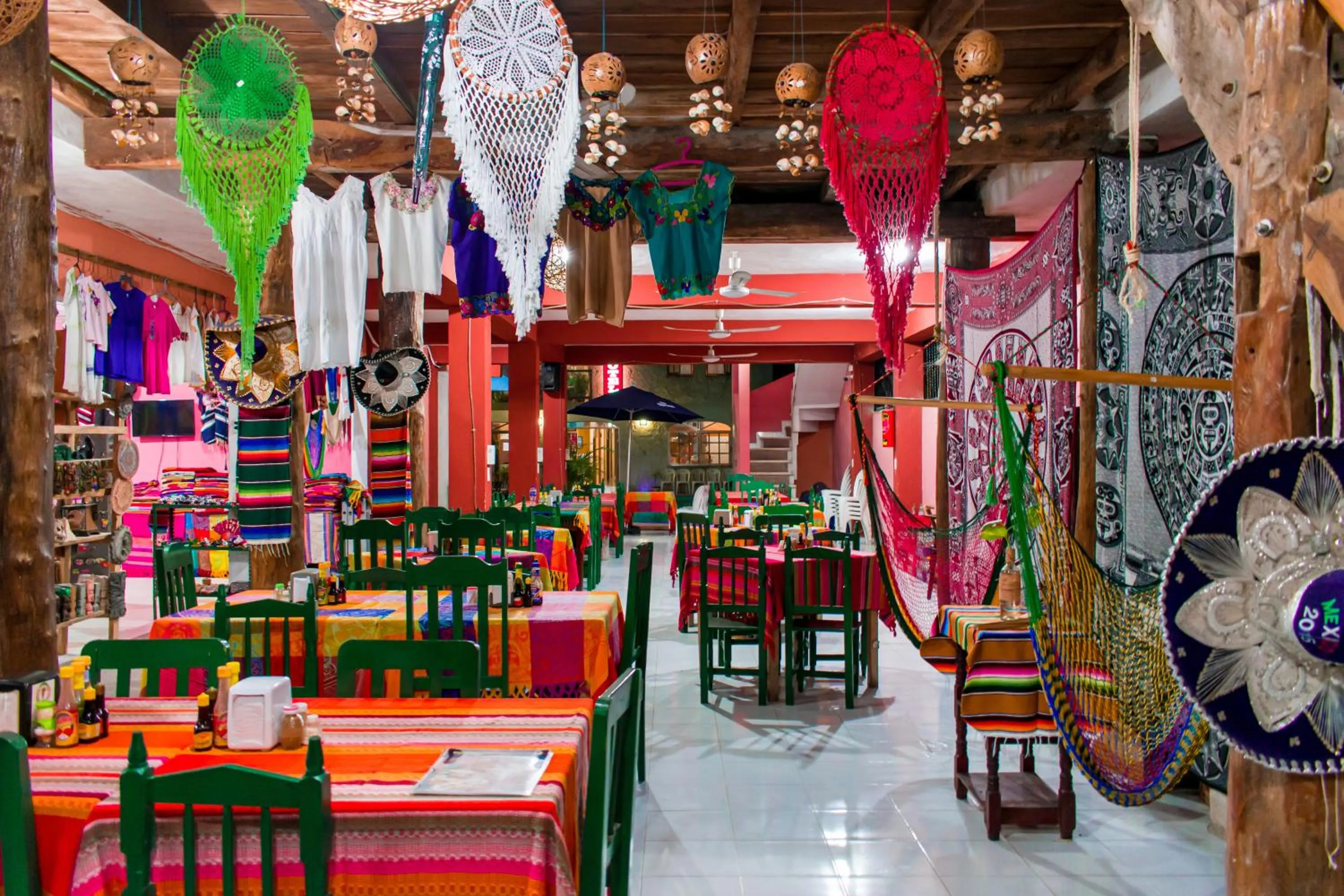 Restaurant/places to eat in Hotel Mayahau Coba