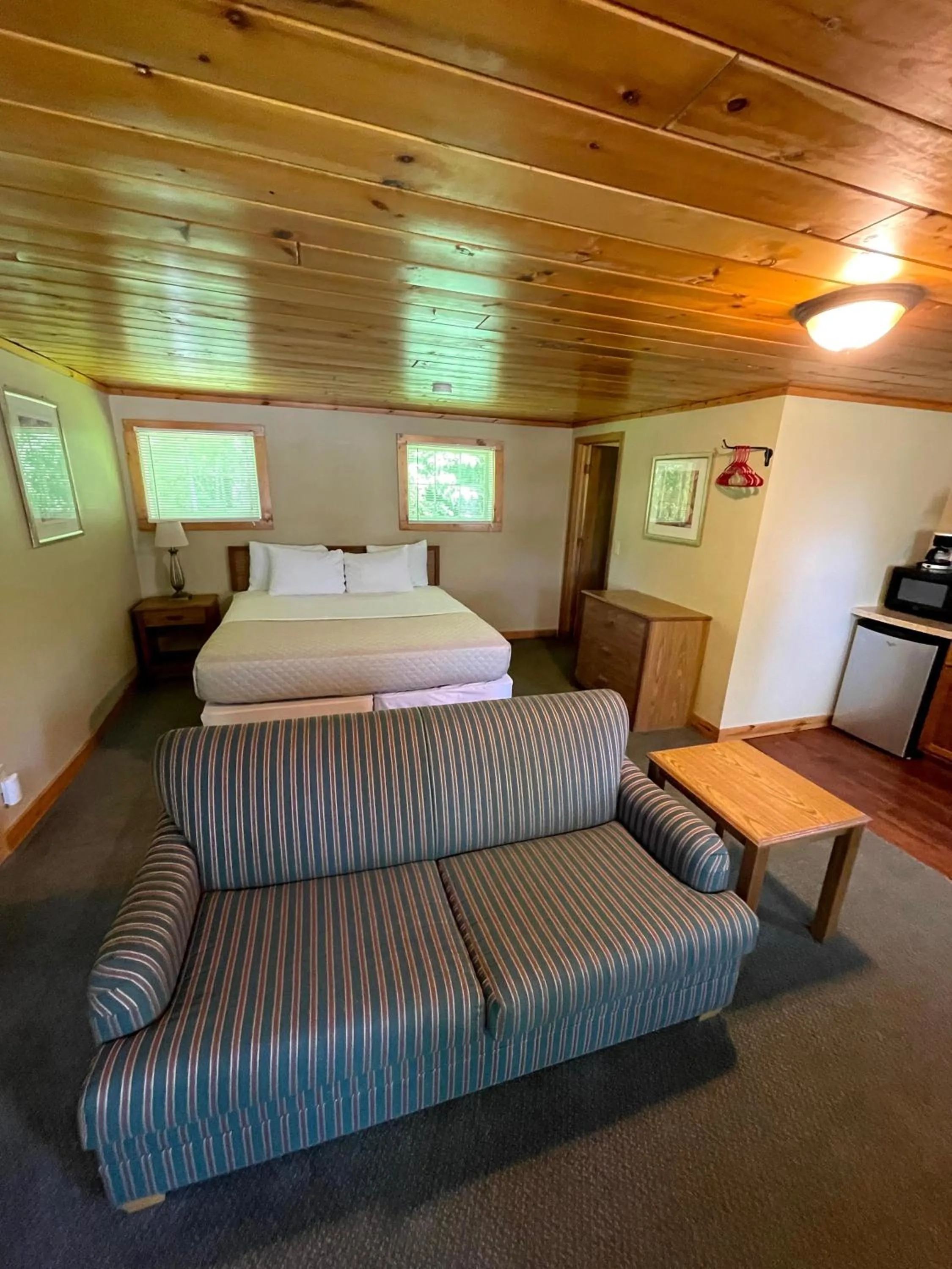 Bed in Hanging Horn Lakeside Resort