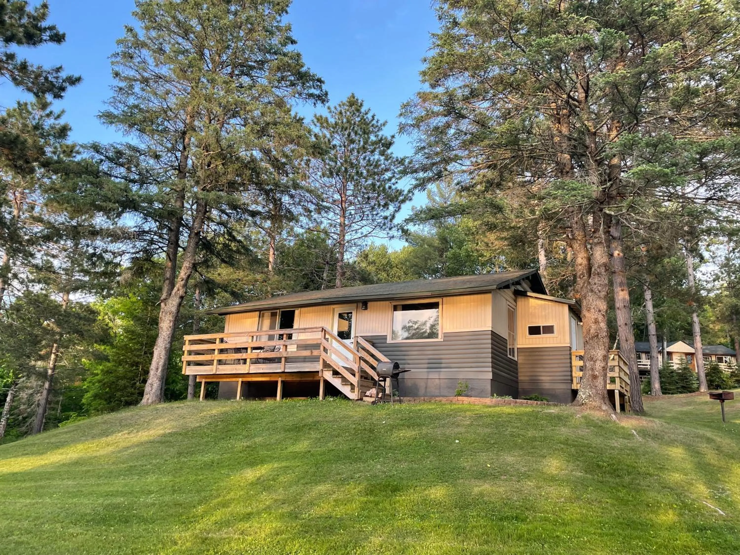 Property building in Hanging Horn Lakeside Resort