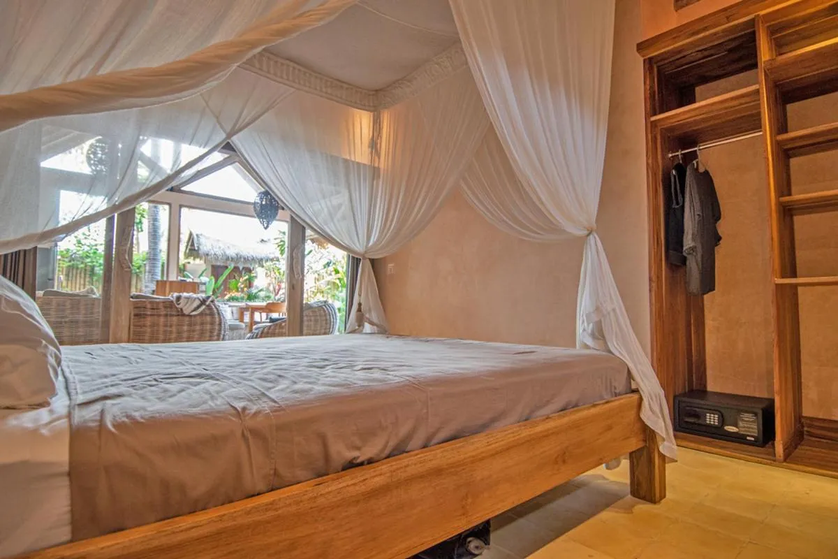 Bed in Anahata - Tropical Private Villas