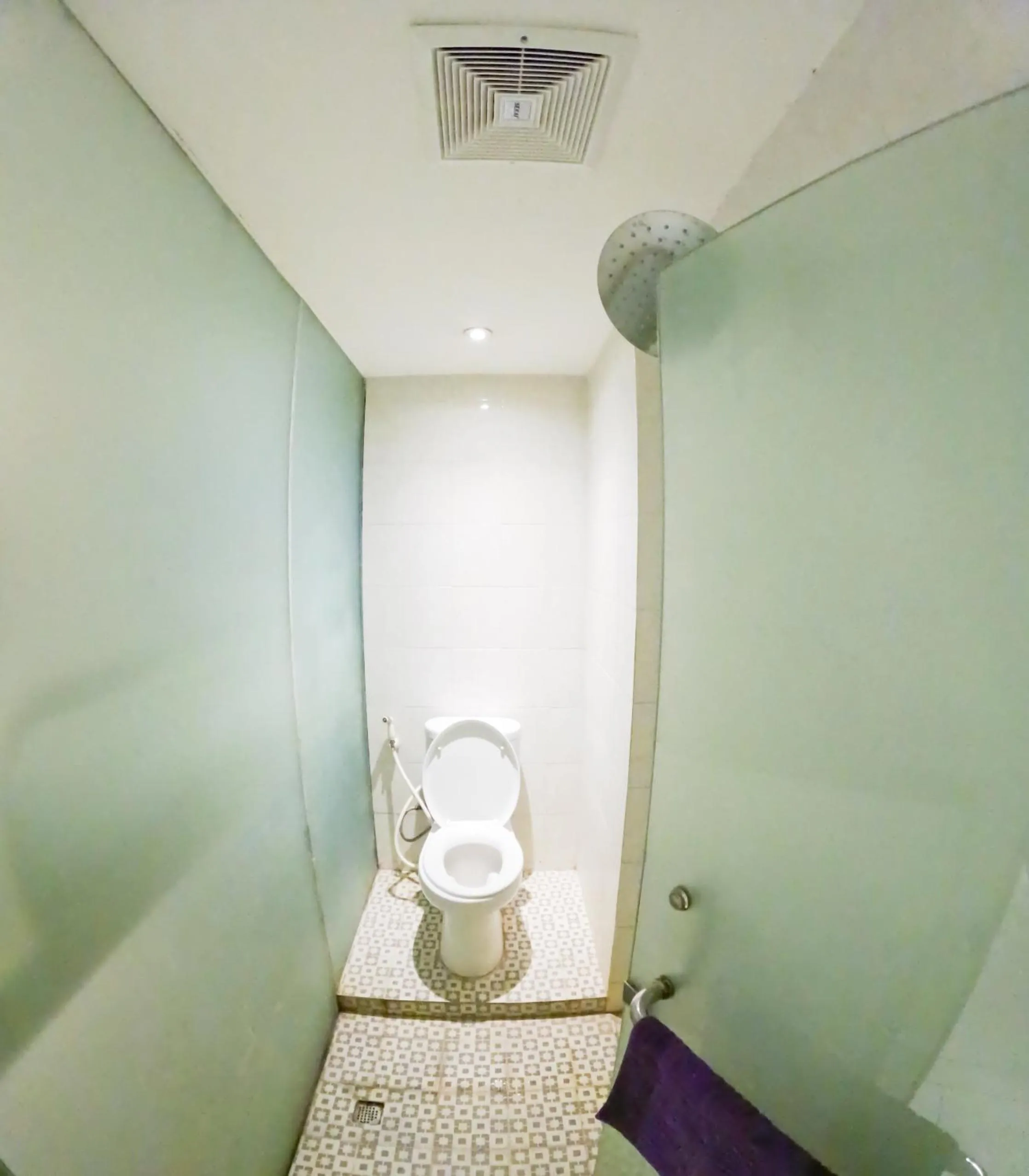 Bathroom in Subwow Hostel