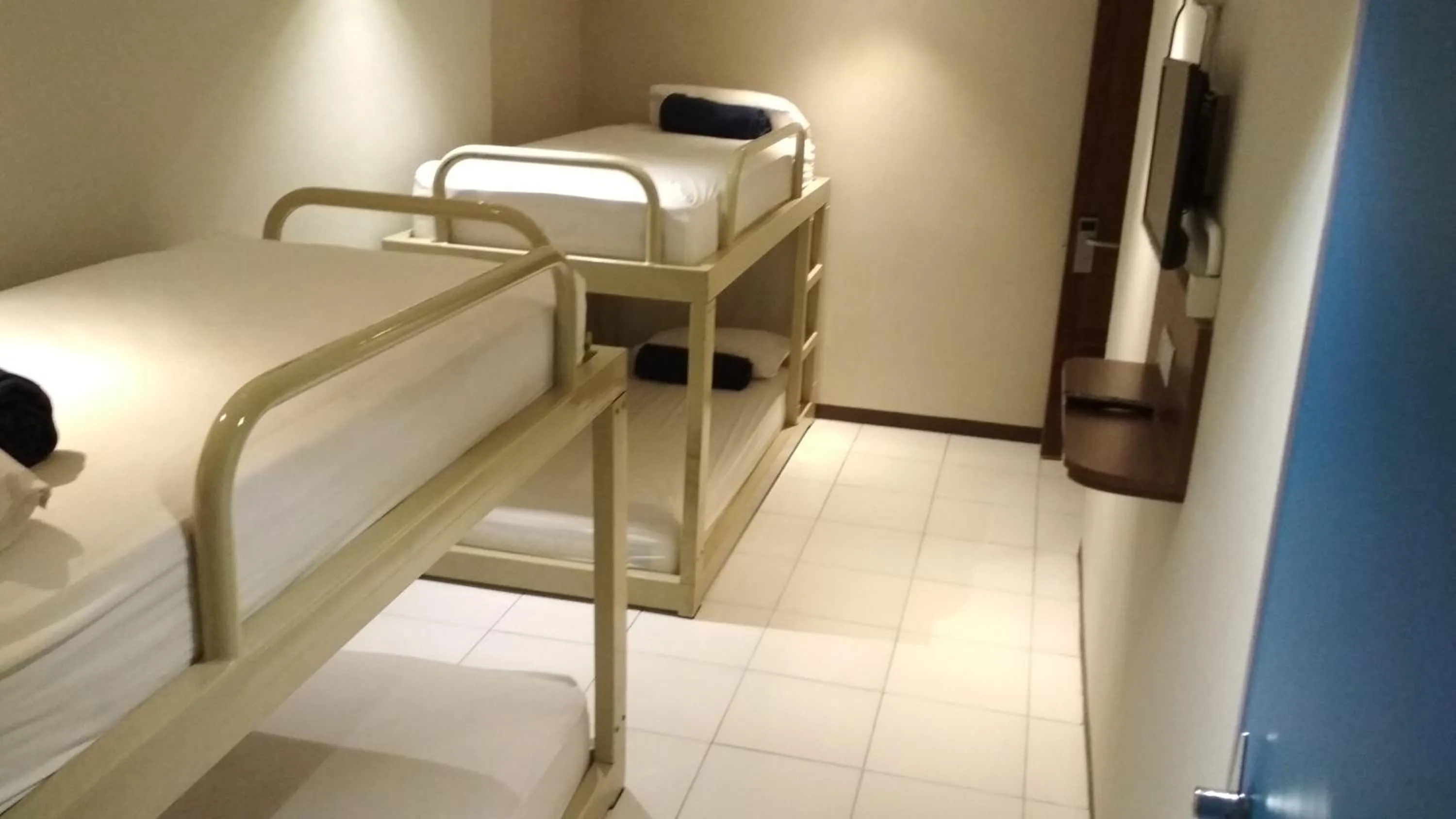 bunk bed, Bed in Subwow Hostel