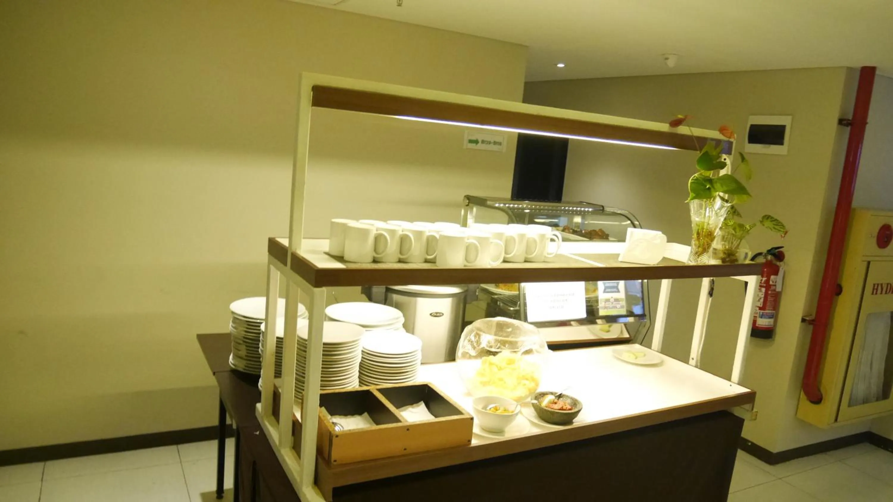 Food and drinks in Subwow Hostel