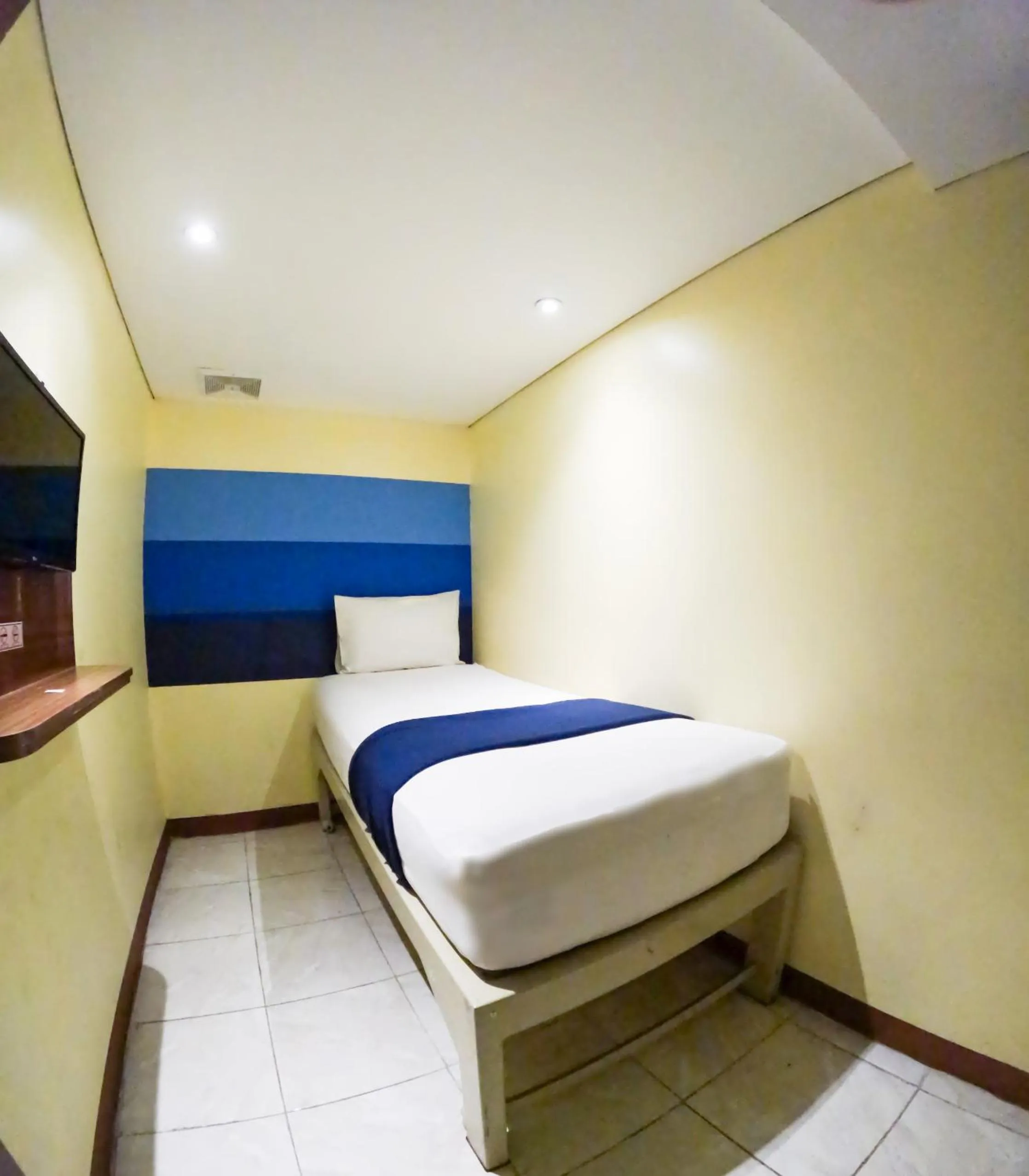 Bedroom, Bed in Subwow Hostel