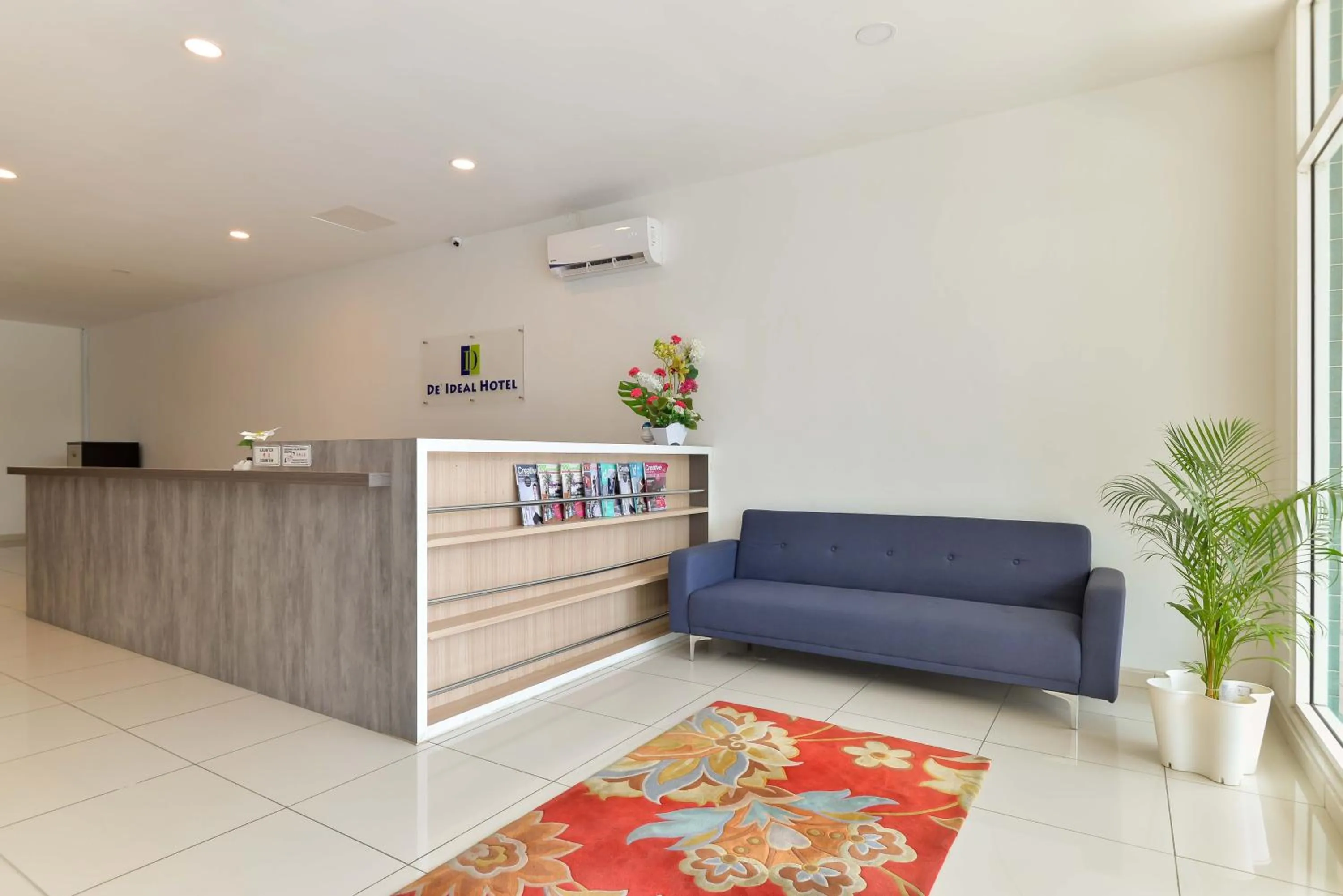 Lobby or reception in Fumah Hotel Jalan Kuching