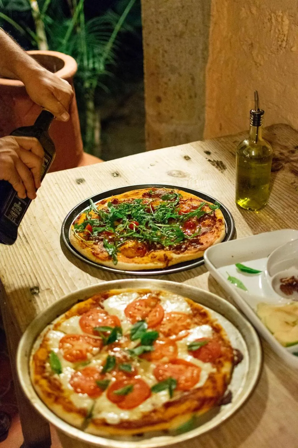 Restaurant/places to eat in Casa Palomas Bed and Breakfast