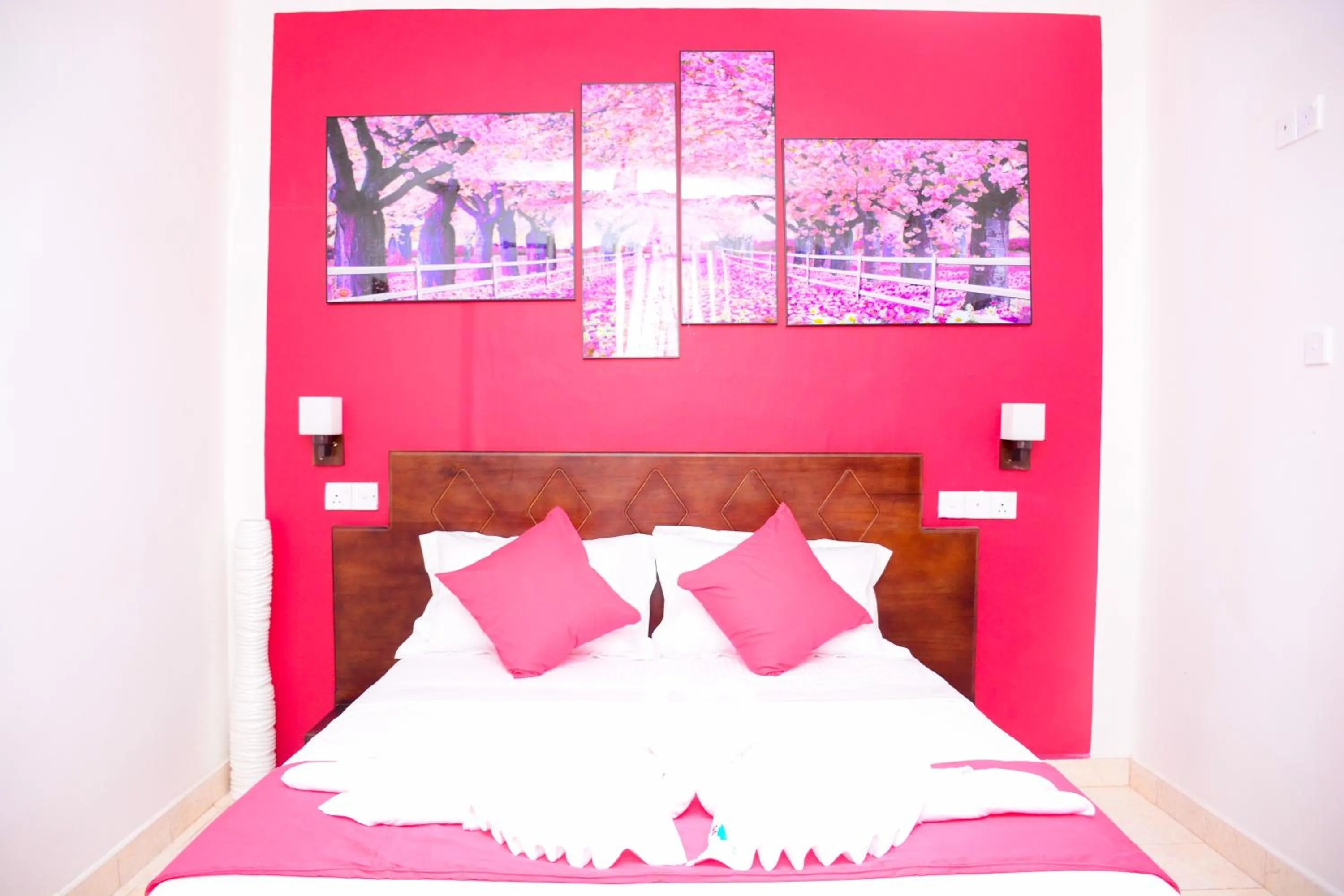 Bed in Mama Beach Villa