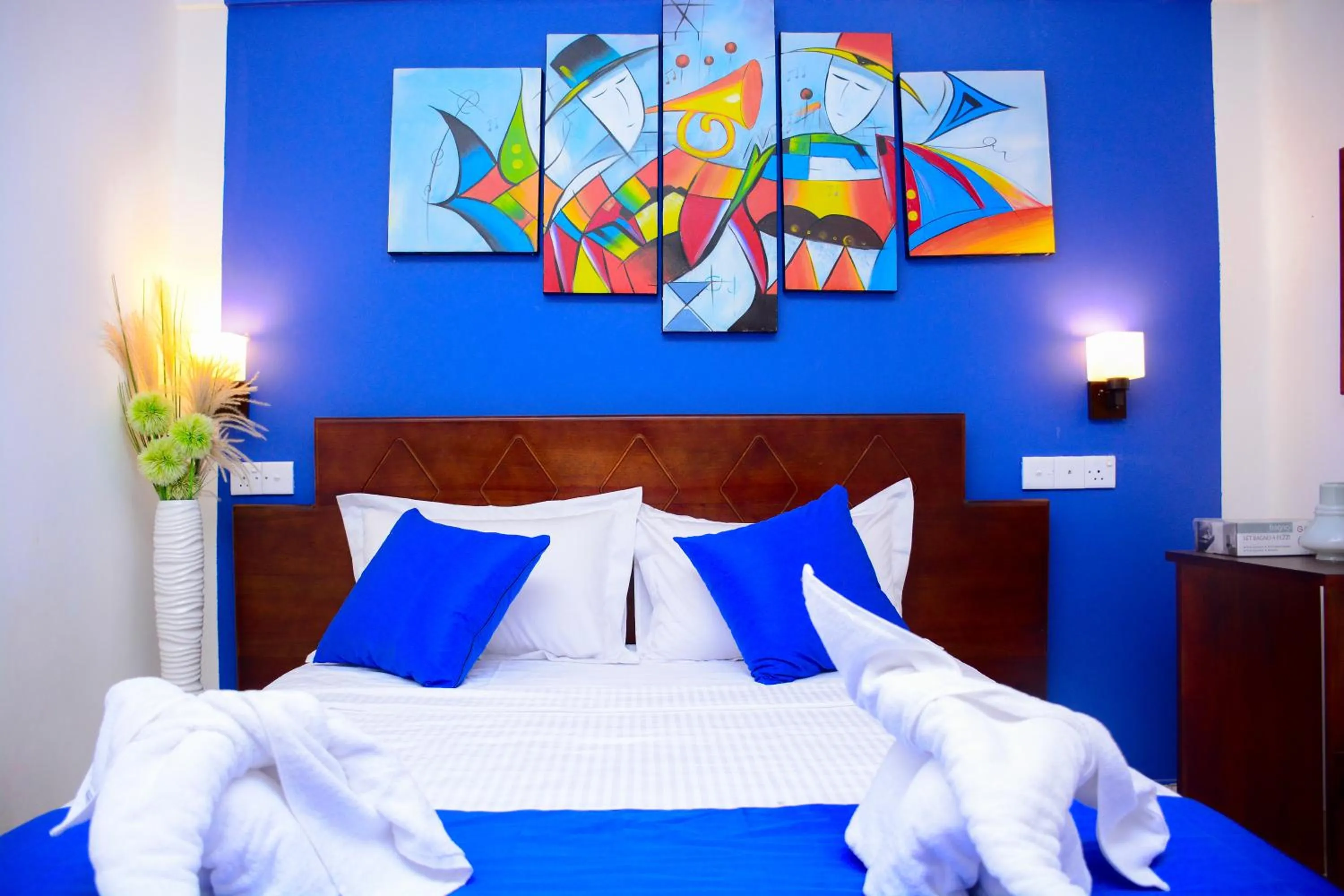 Bedroom, Bed in Mama Beach Villa