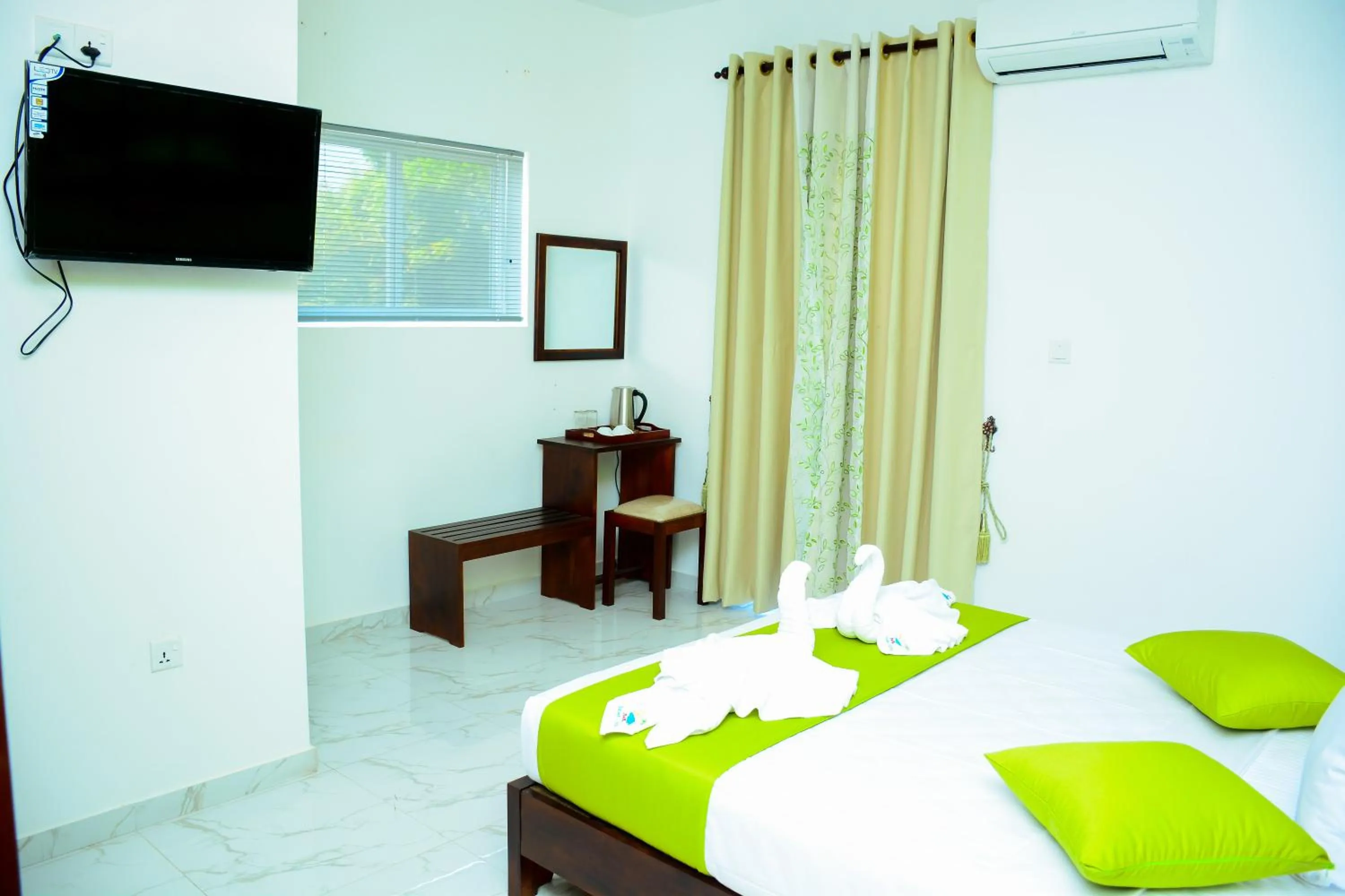 Bedroom, Bed in Mama Beach Villa