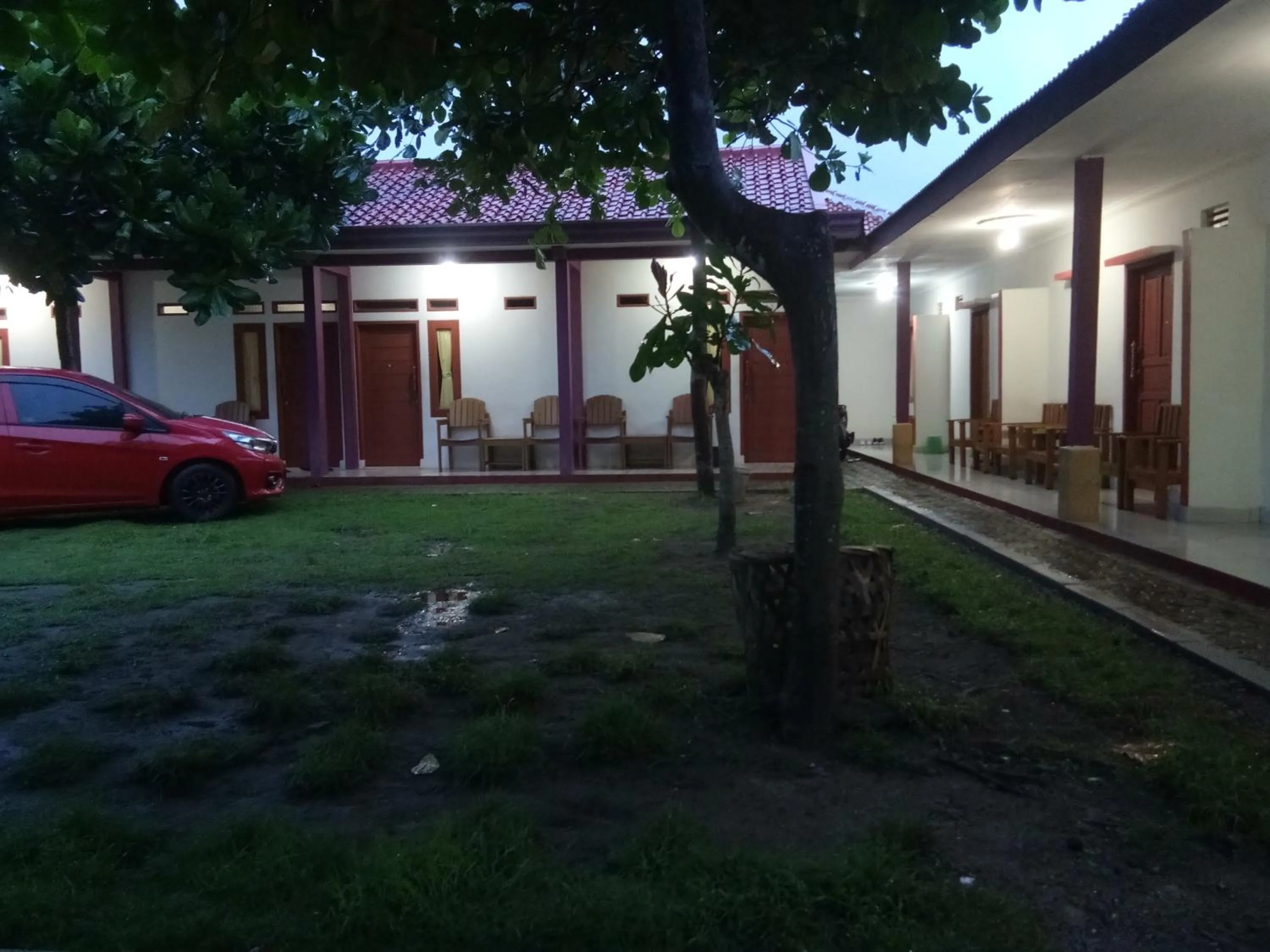 Penginapan Karanglaut Sayangheulang