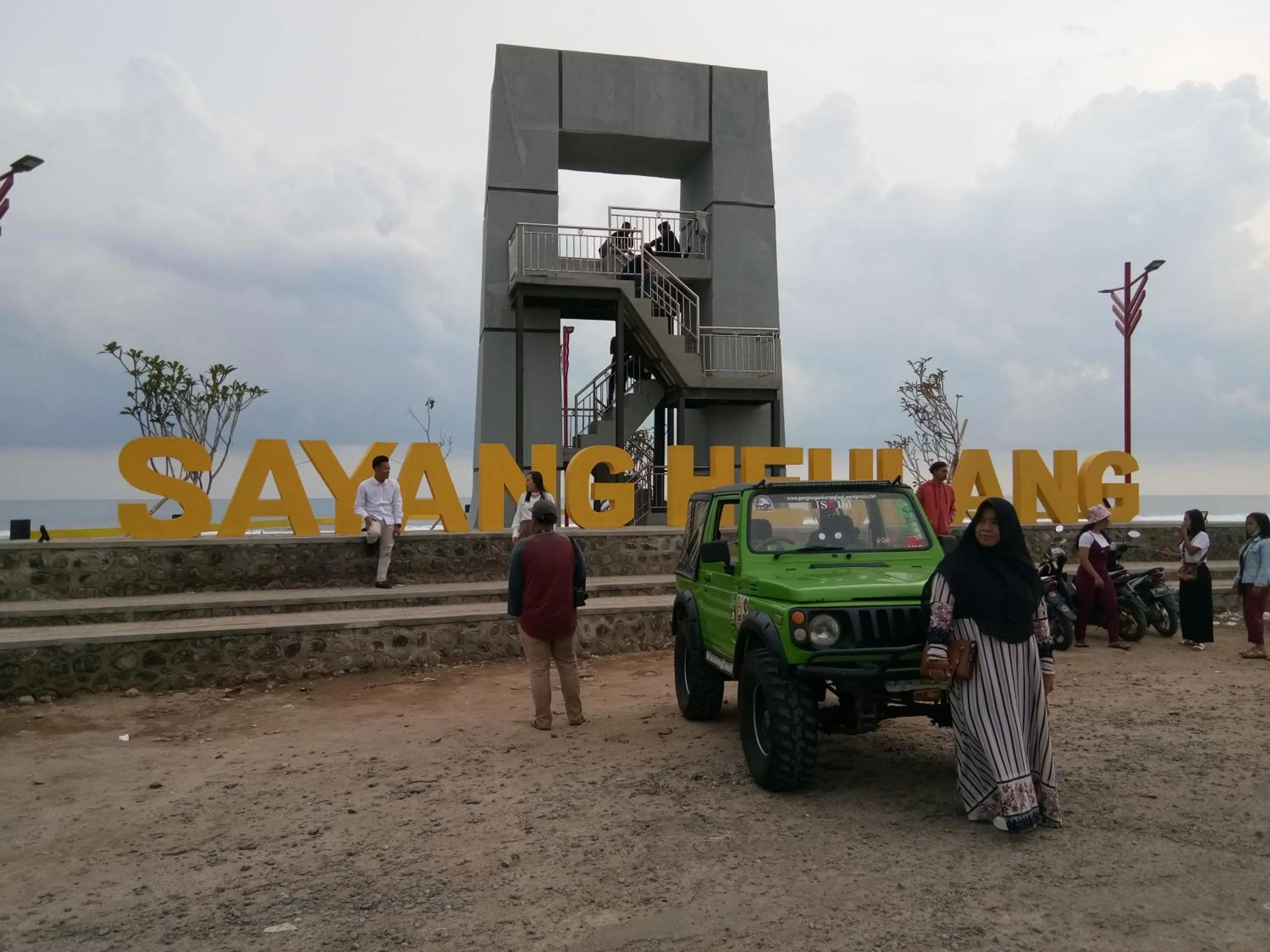 Penginapan Karanglaut Sayangheulang