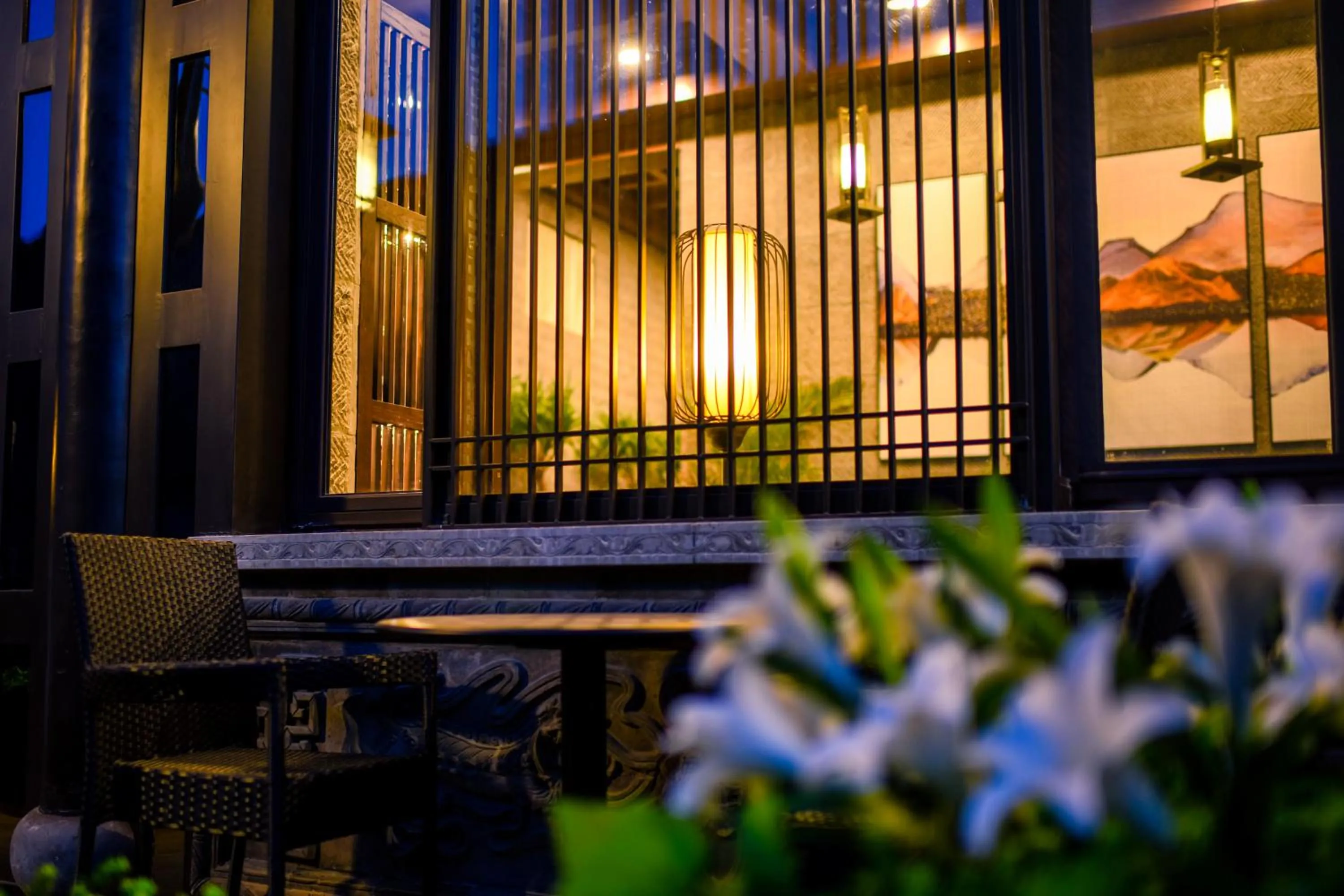 Restaurant/places to eat in Elsewhere Hotel Inn North Street Branch