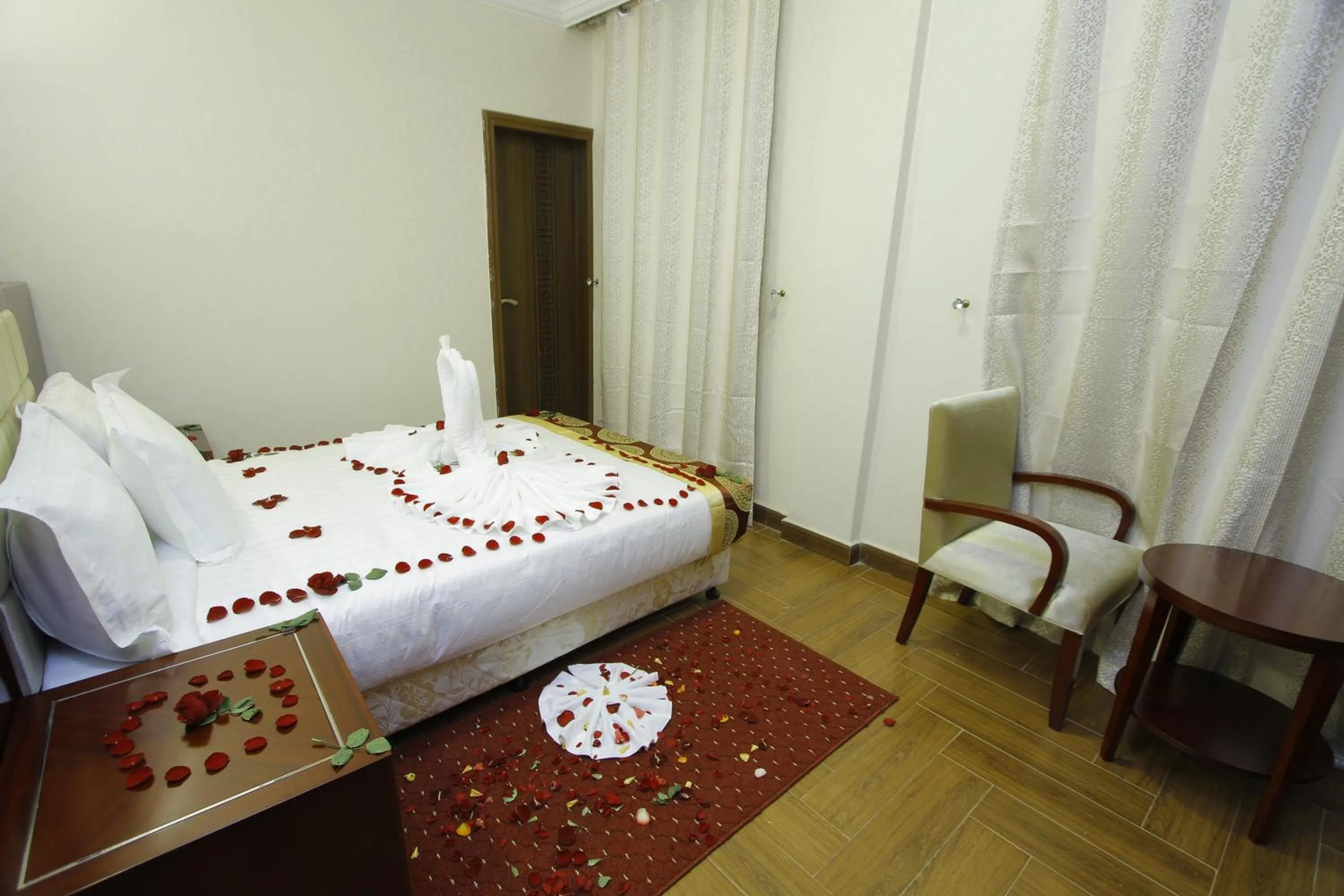 Bedroom, Bed in Guzara Hotel Addis