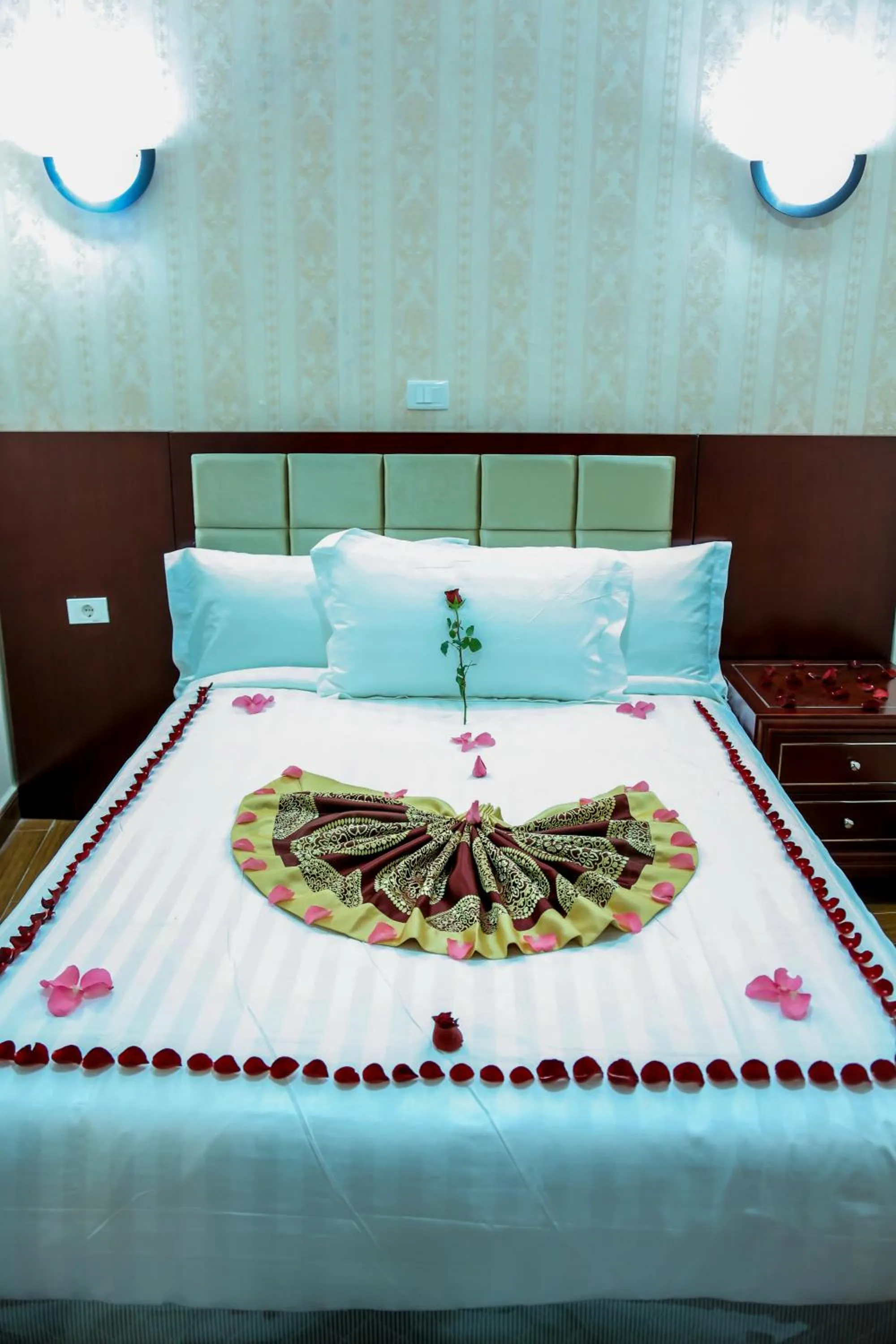Bedroom, Bed in Guzara Hotel Addis