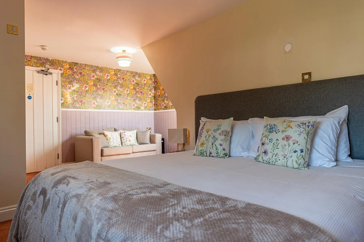 Coffee/tea facilities, Bed in The Evenhill