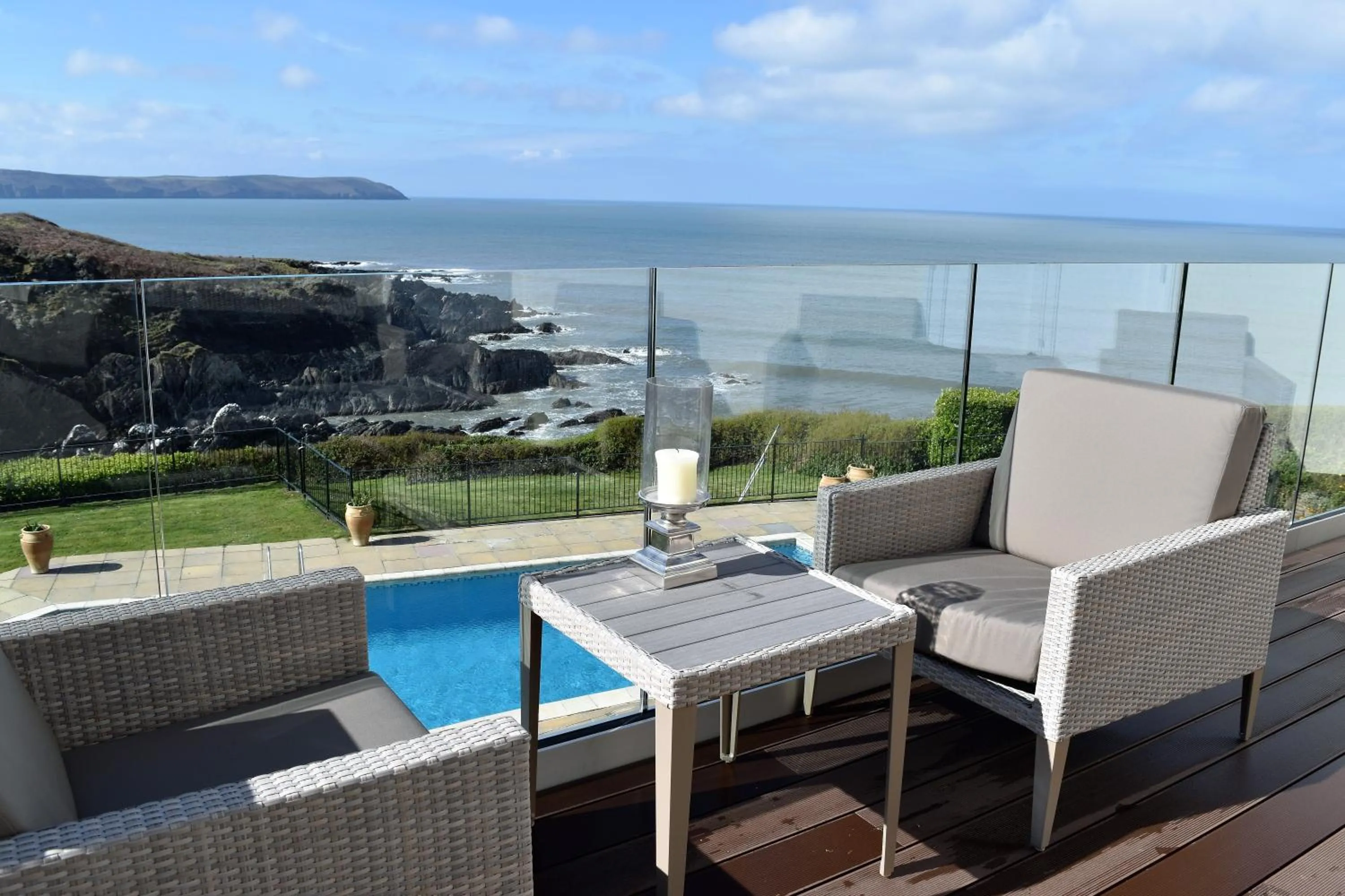 Balcony/Terrace in Watersmeet Hotel