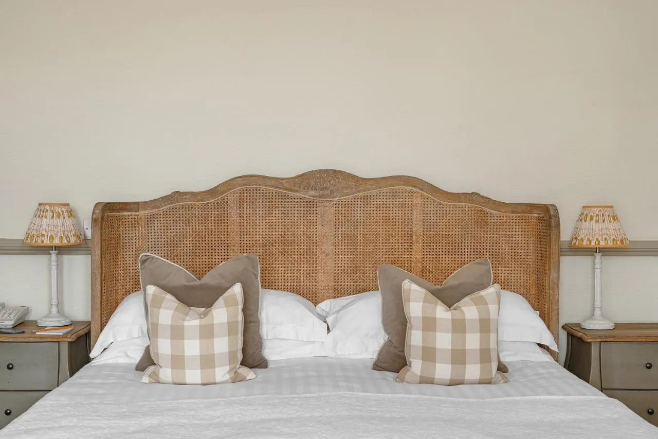 Bed in Watersmeet Hotel