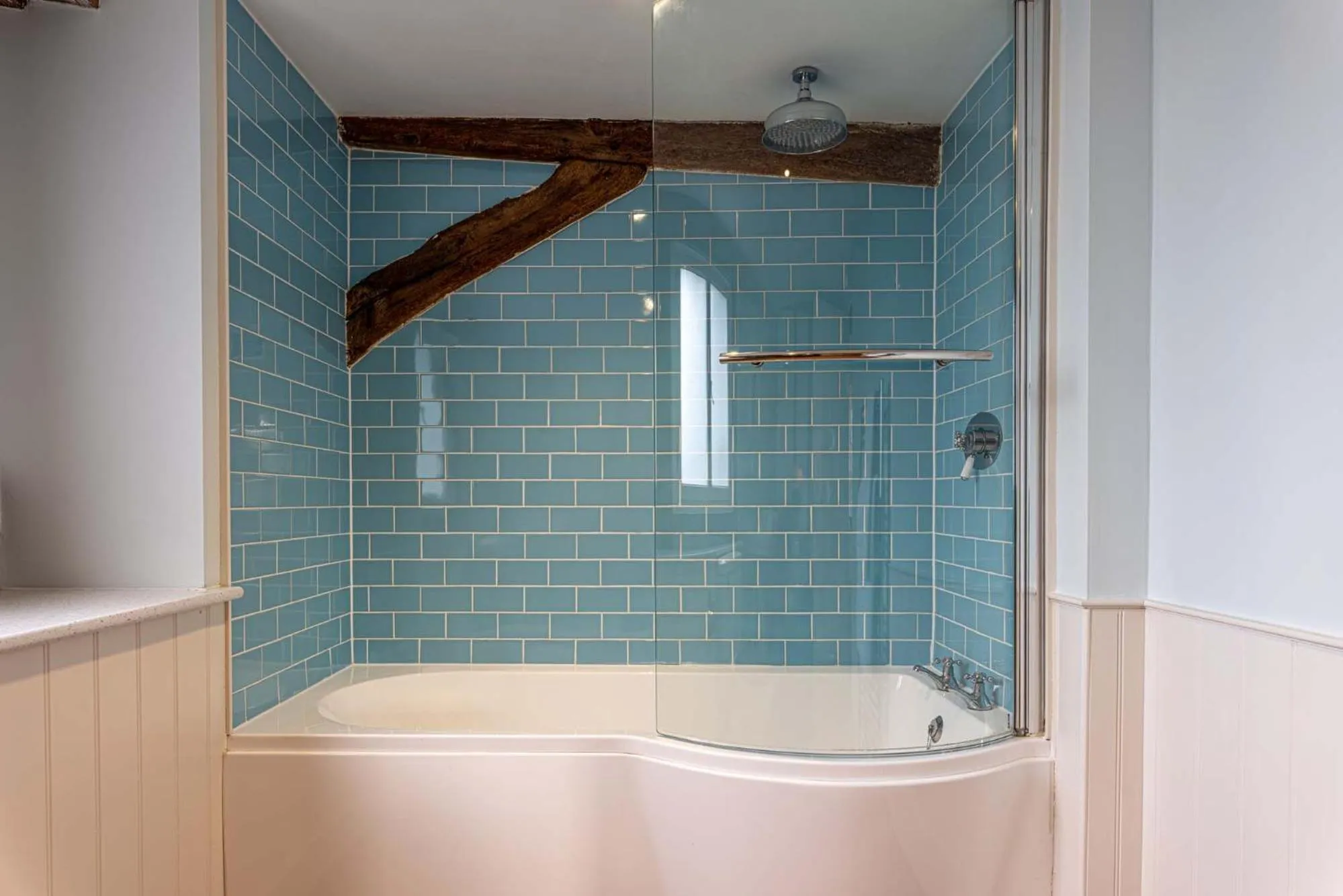 Bathroom in The Sun Inn