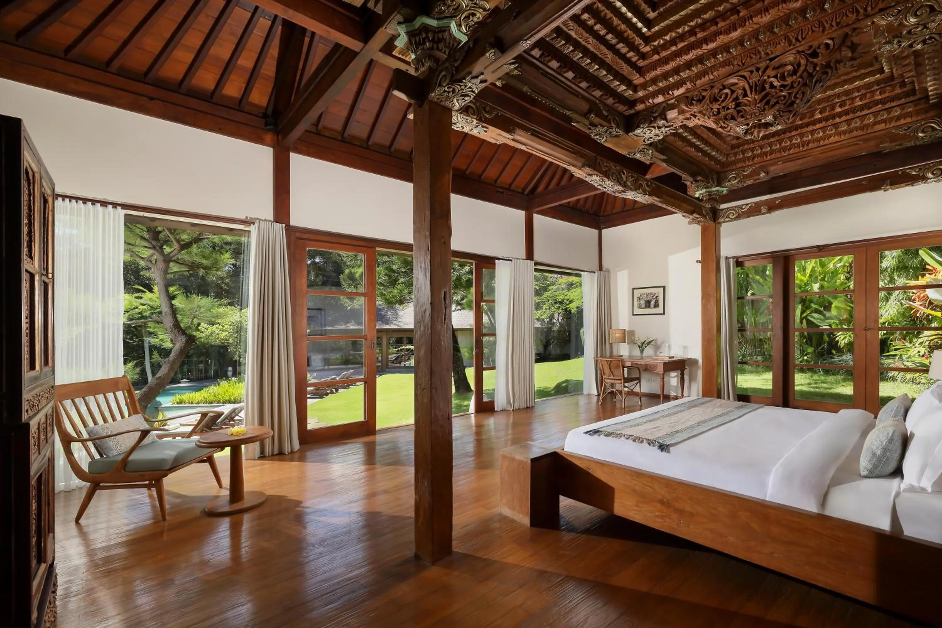 Bed in Villa Amita by Nakula