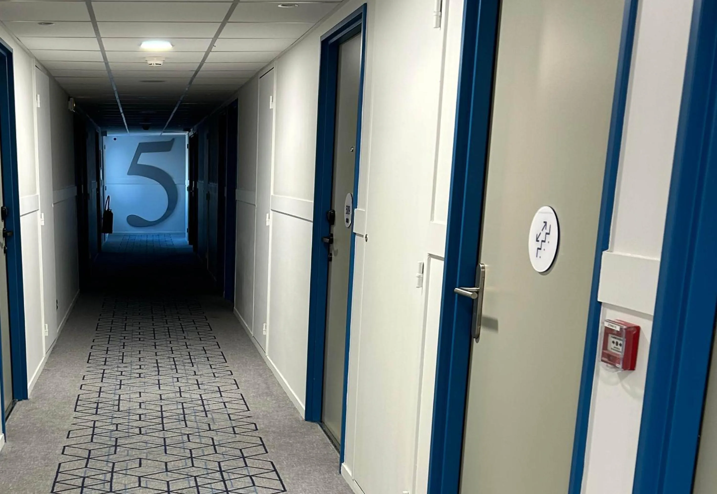 Decorative detail in B&B HOTEL Le Havre Centre