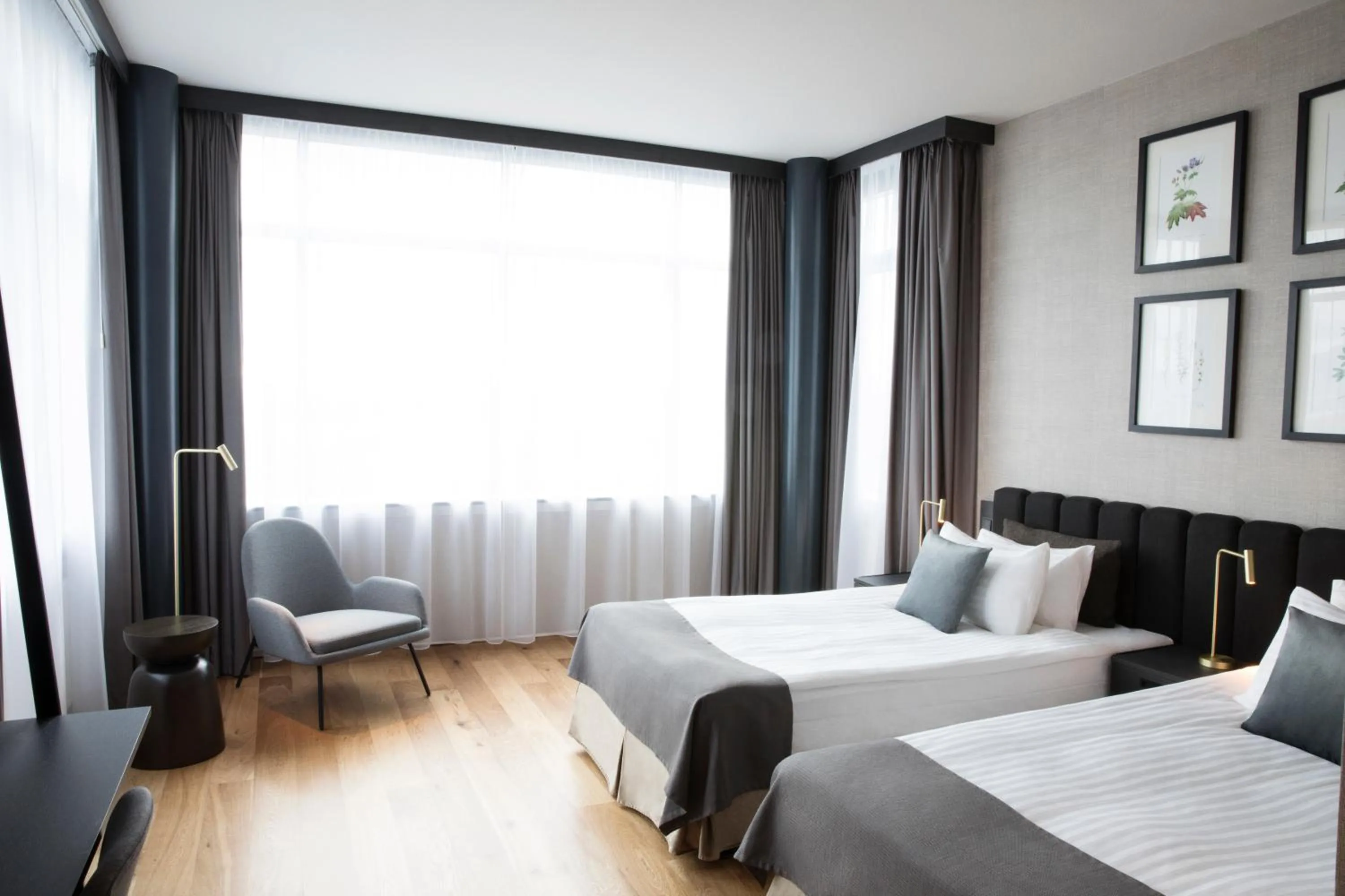 Bedroom, Bed in Hotel Reykjavík Grand