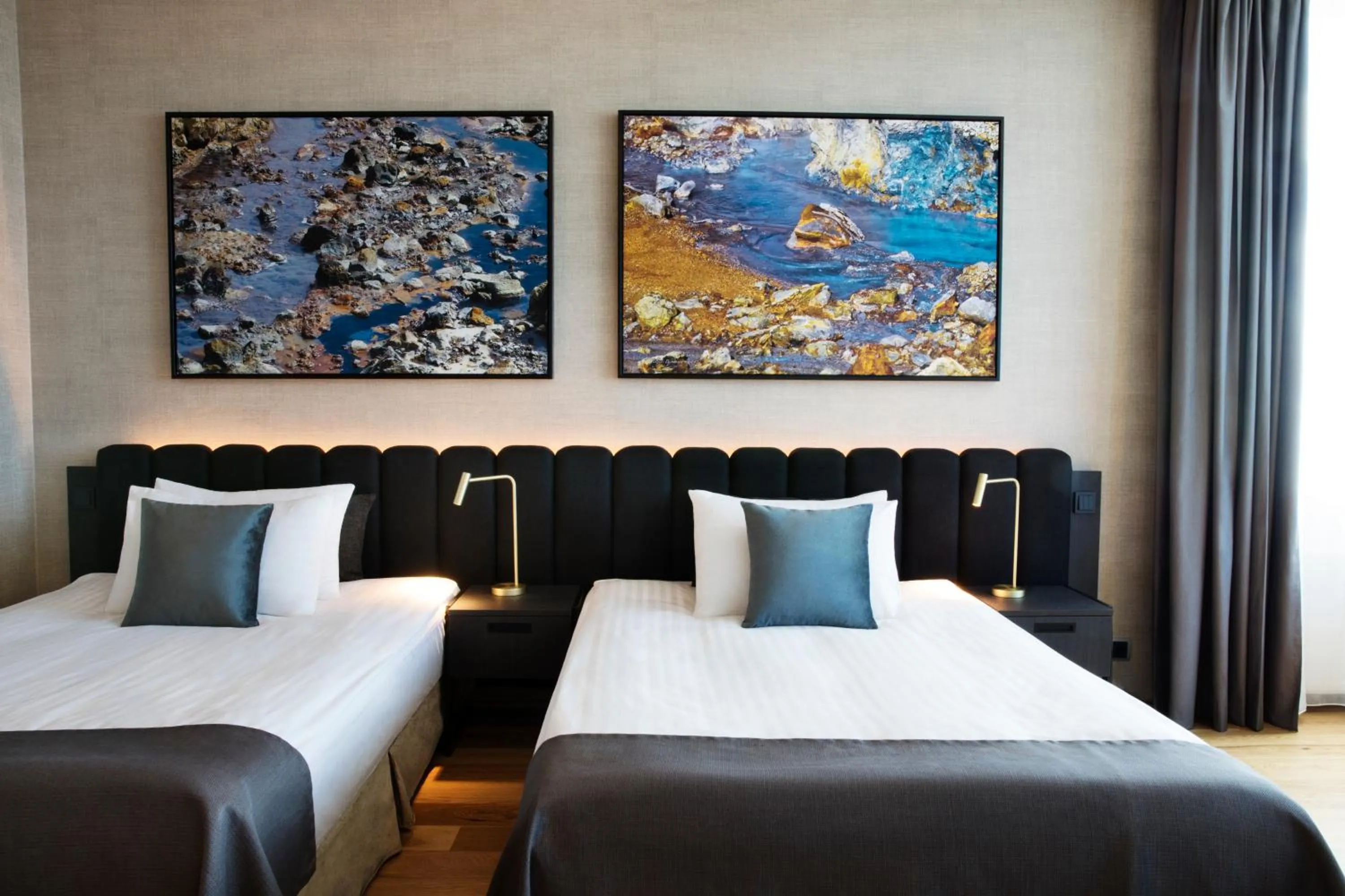 Bedroom, Bed in Hotel Reykjavík Grand