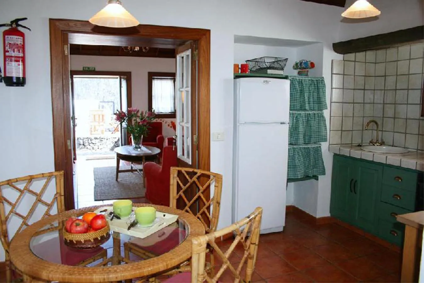 Kitchen or kitchenette in Casa Rural La Caldera