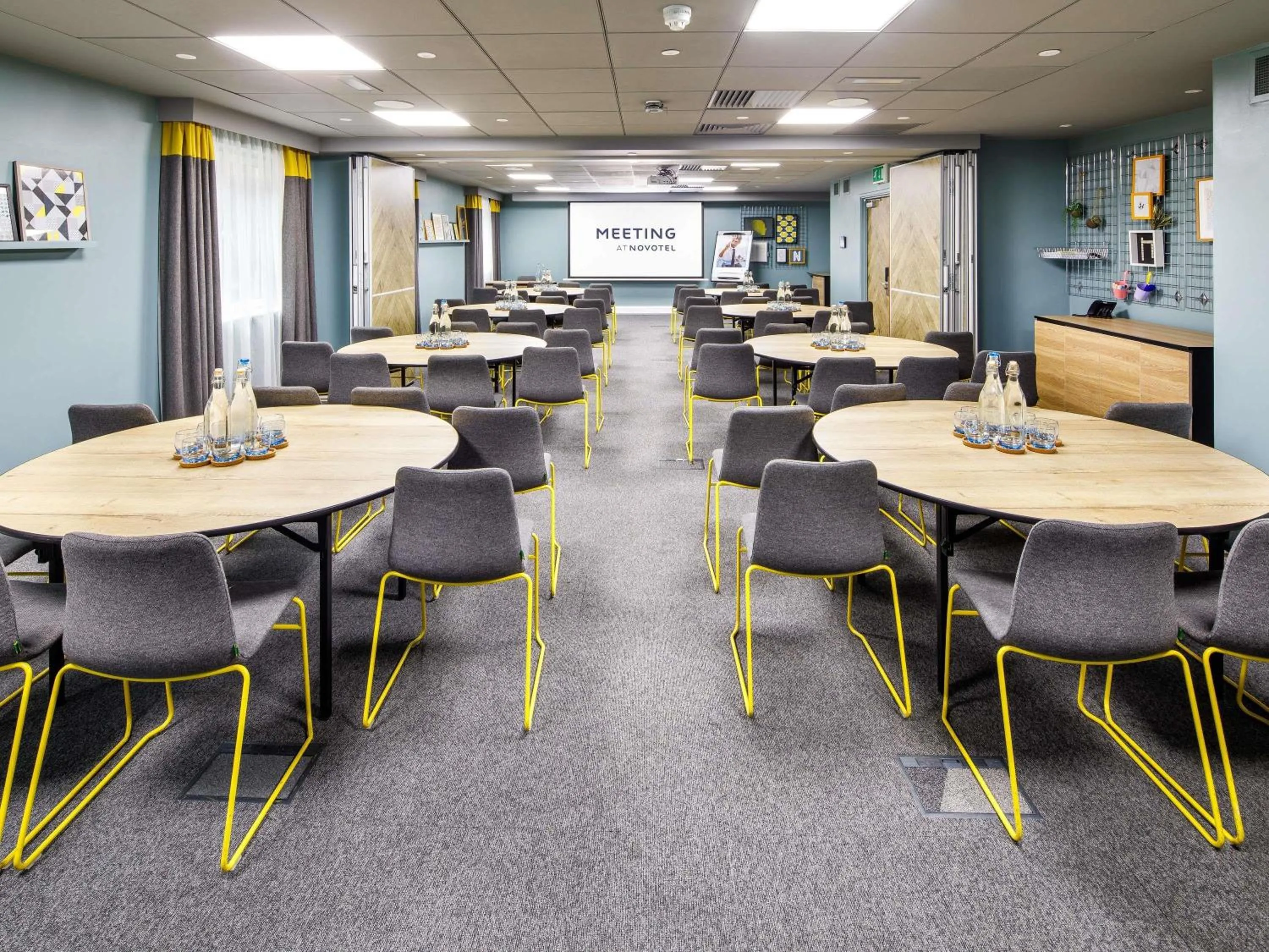 Meeting/conference room in Novotel London Bridge