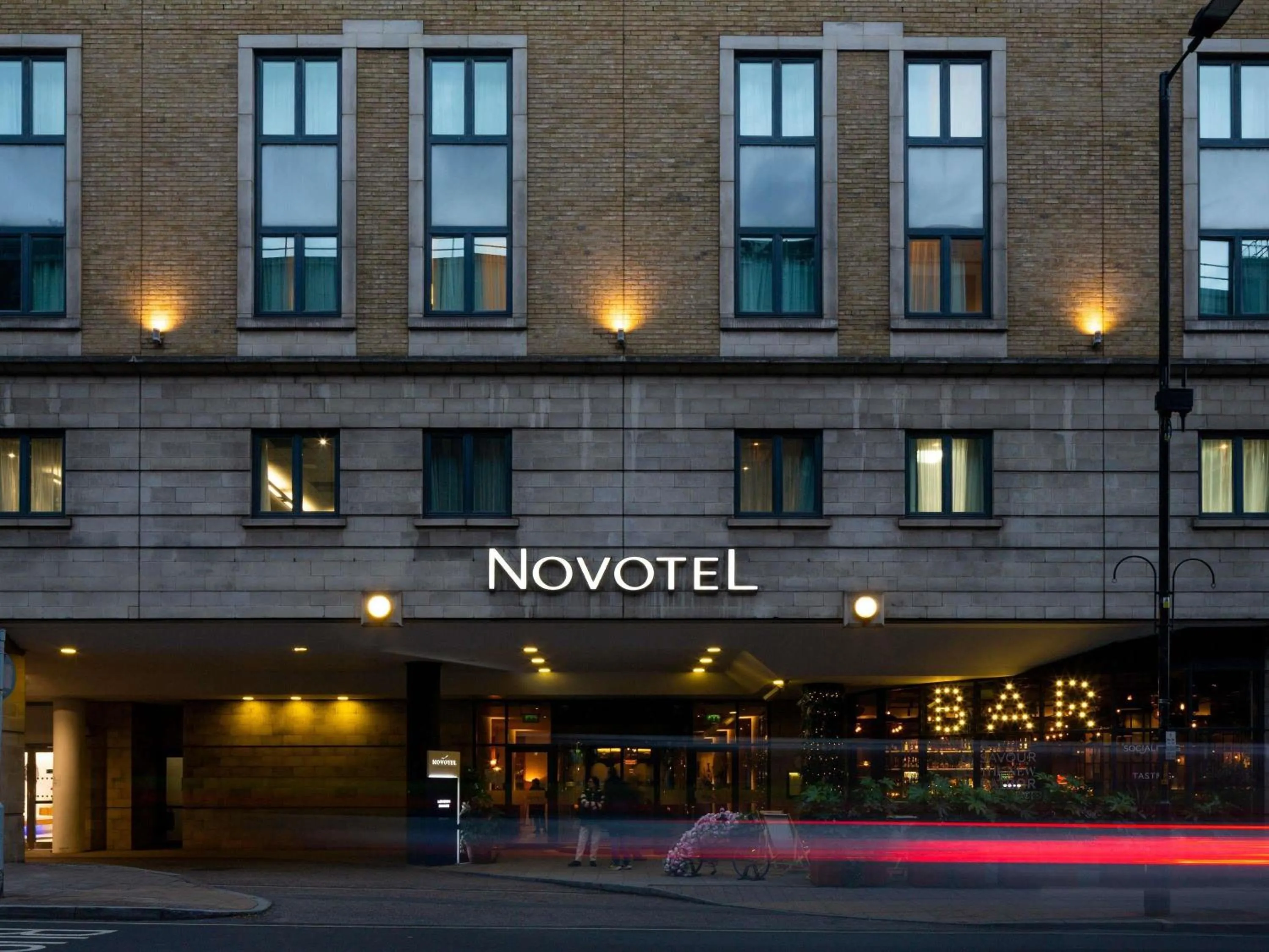 Property building in Novotel London Bridge