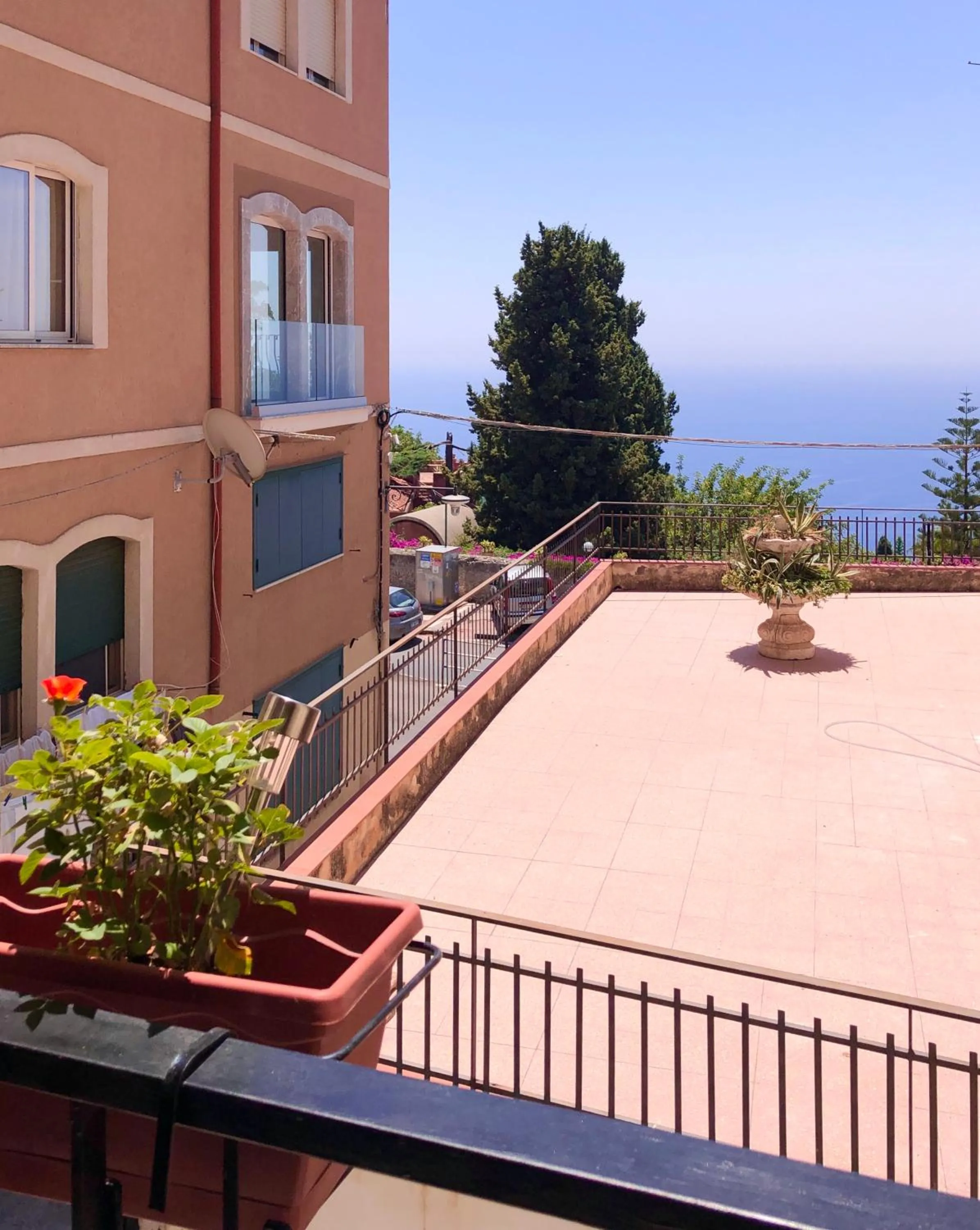 Sea view in B&B Antonella