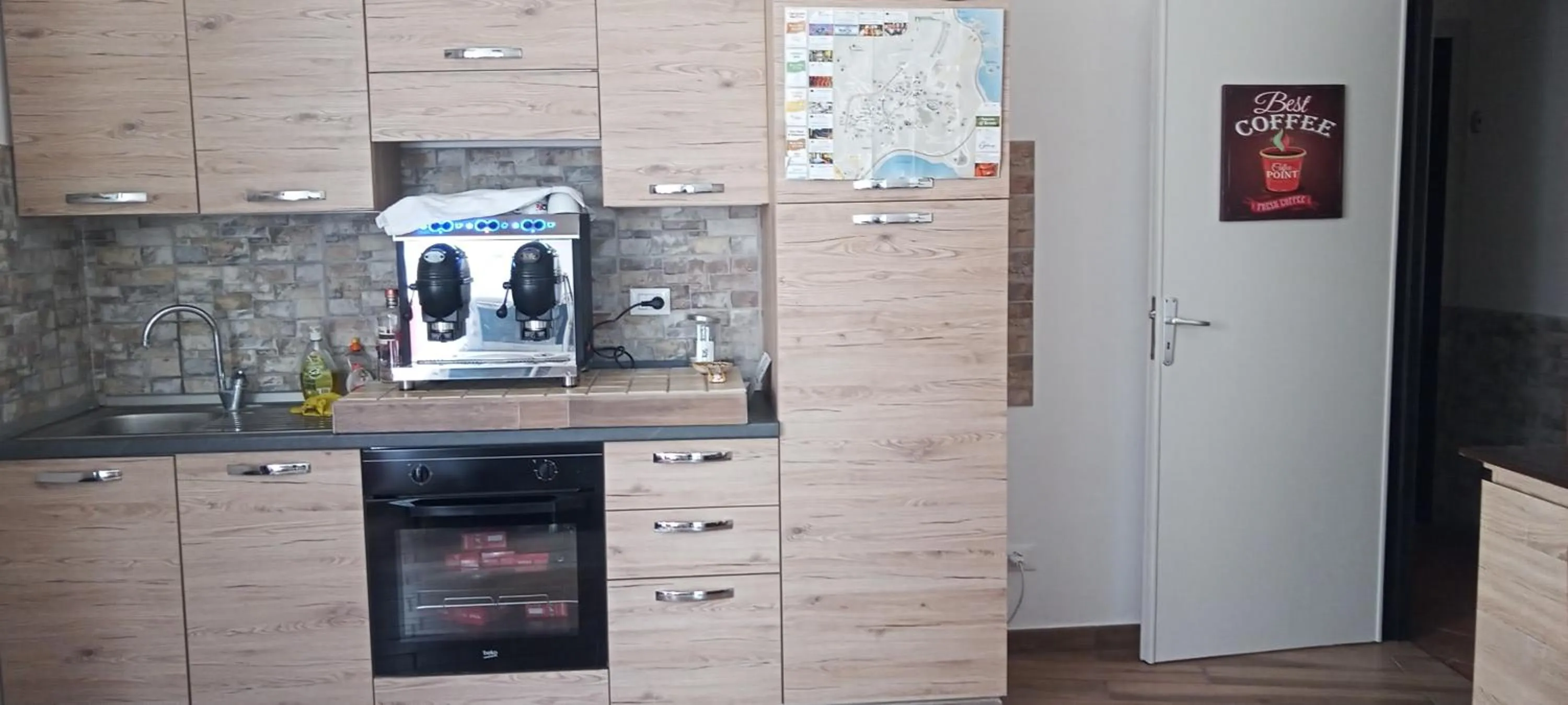 Coffee/tea facilities in B&B Antonella