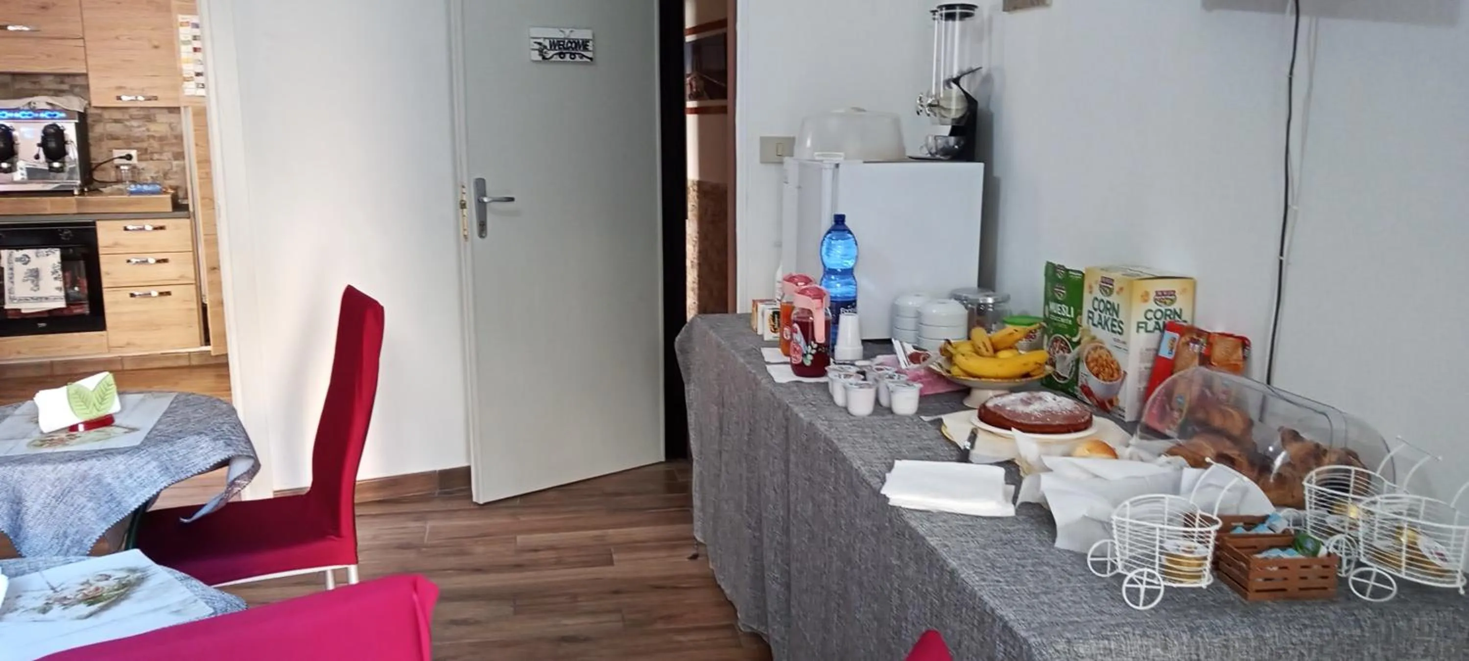 Buffet breakfast in B&B Antonella