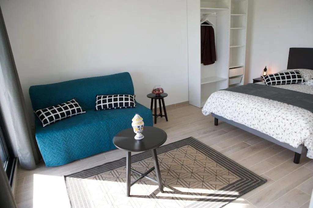 Bedroom, Bed in Villa Belmont