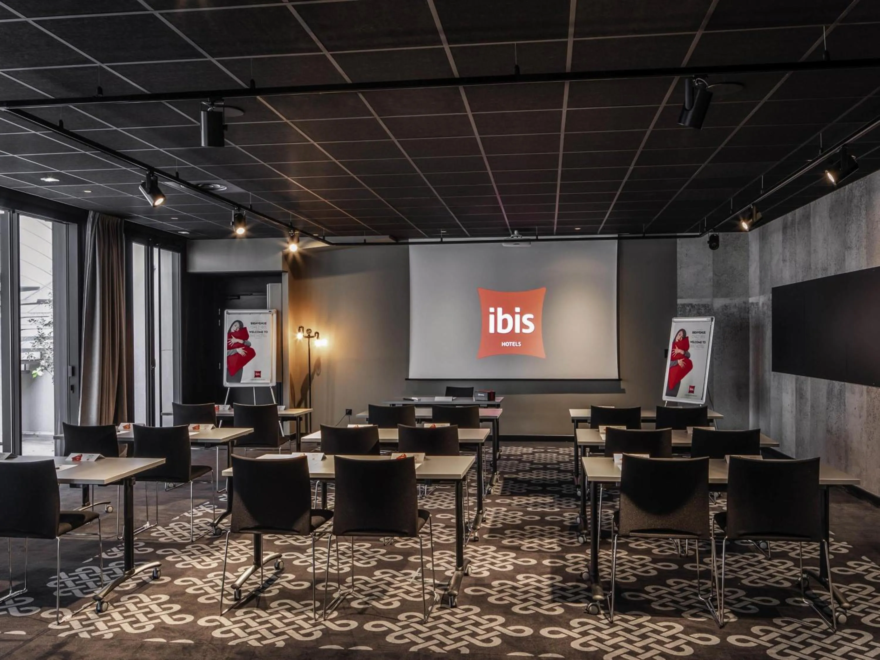 Meeting/conference room in ibis Le Mans Centre Gare Nord