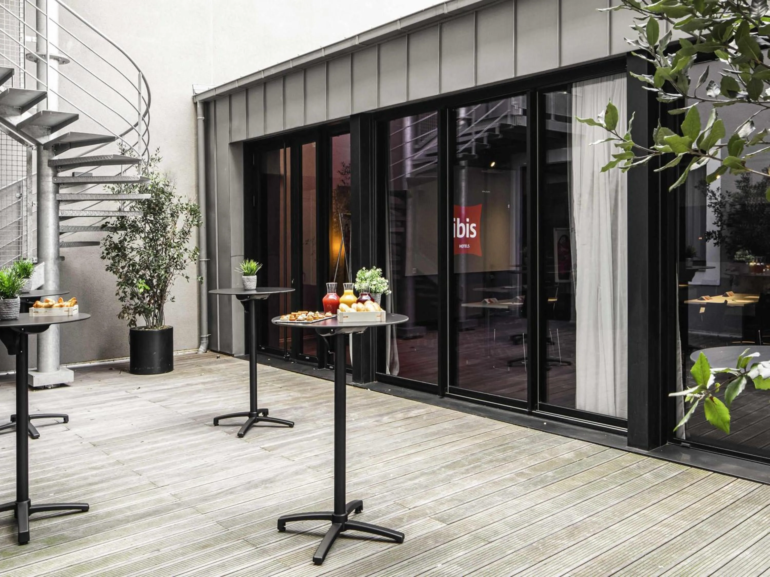 Meeting/conference room in ibis Le Mans Centre Gare Nord