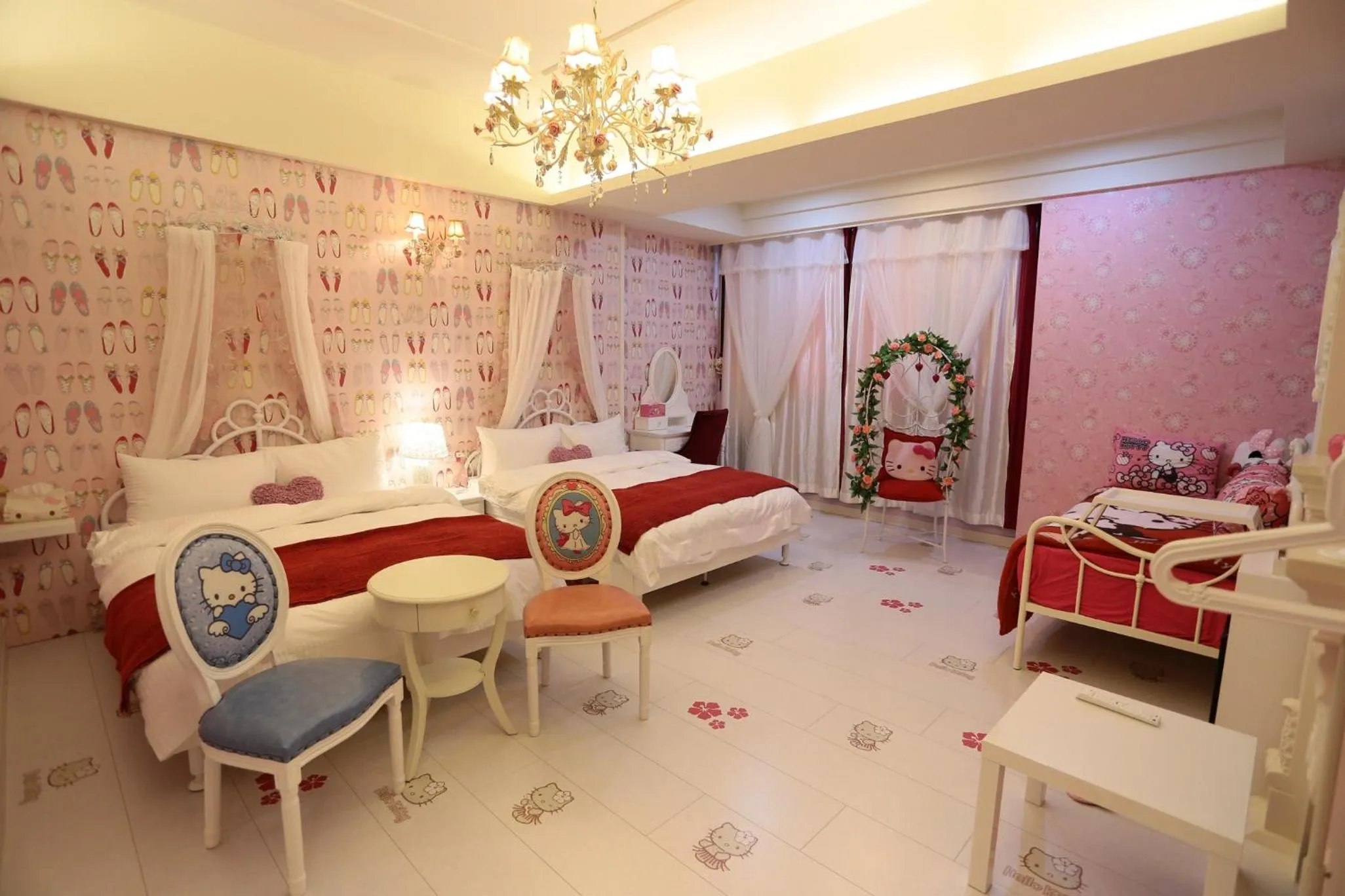 Bed in Aria 2 Home (With Elevator)