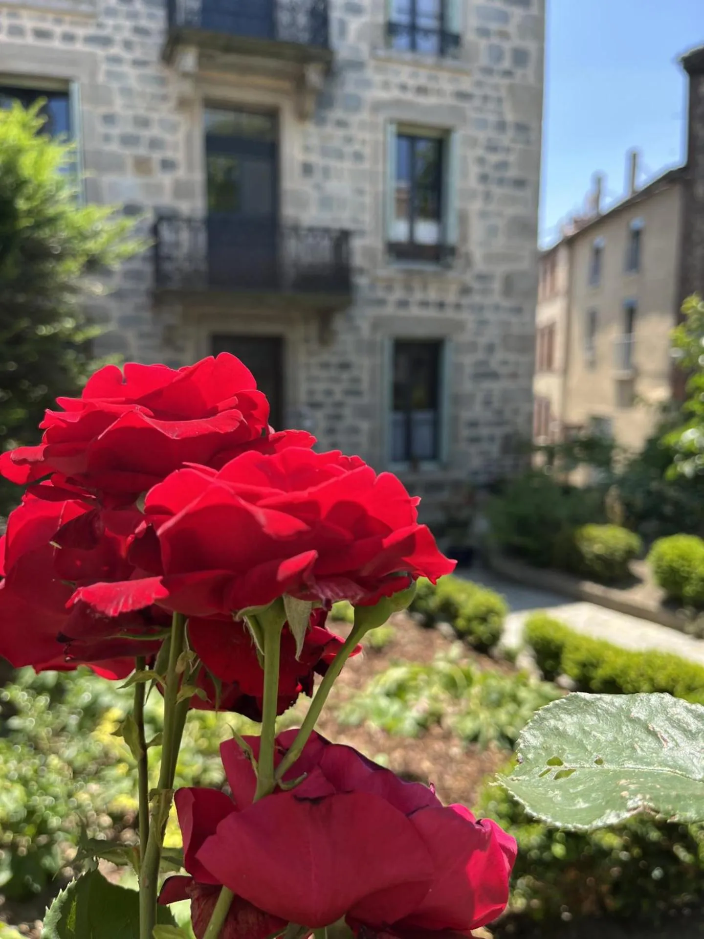 Property building in La Maison de famille