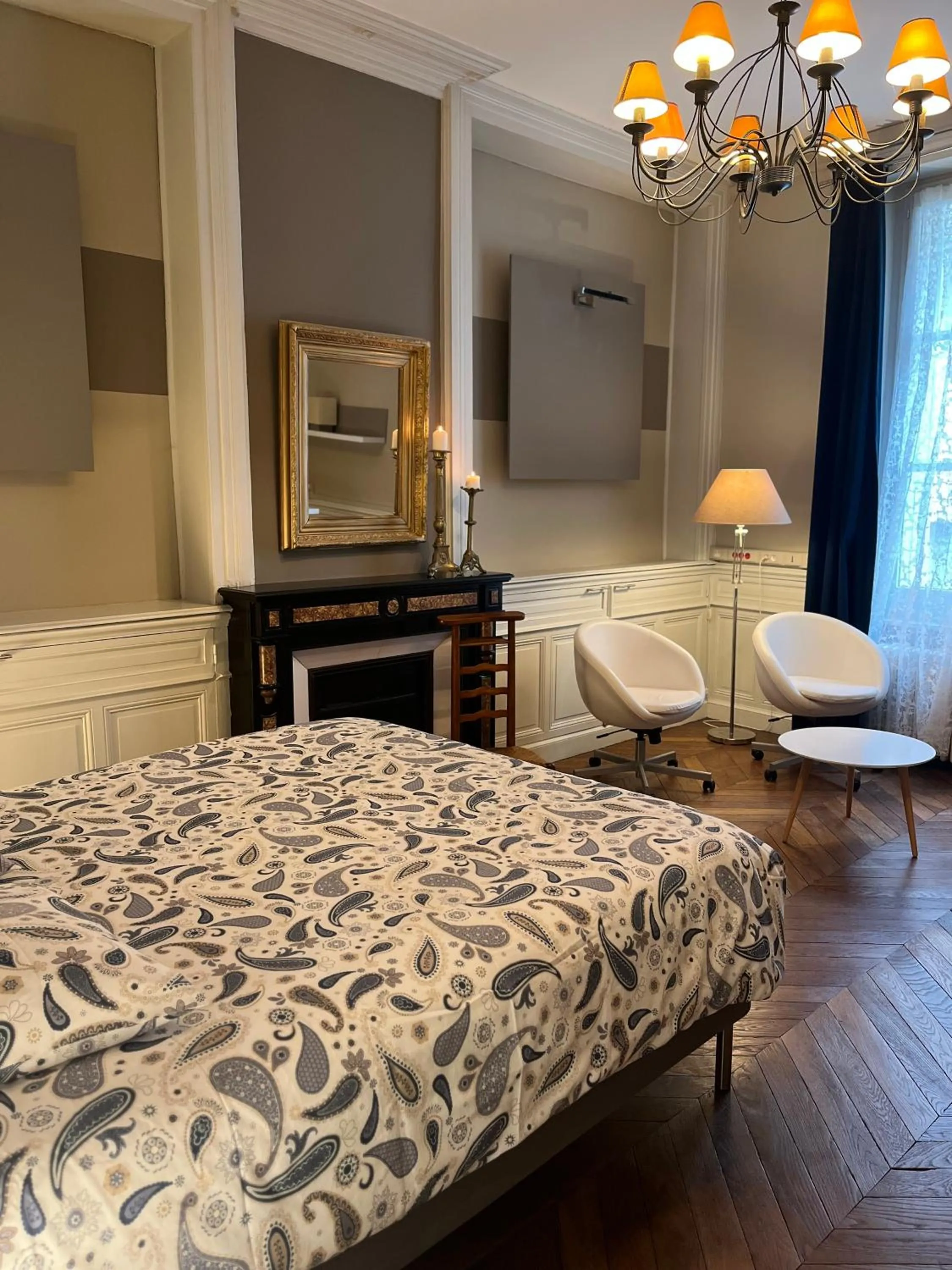 Bedroom, Bed in La Maison de famille