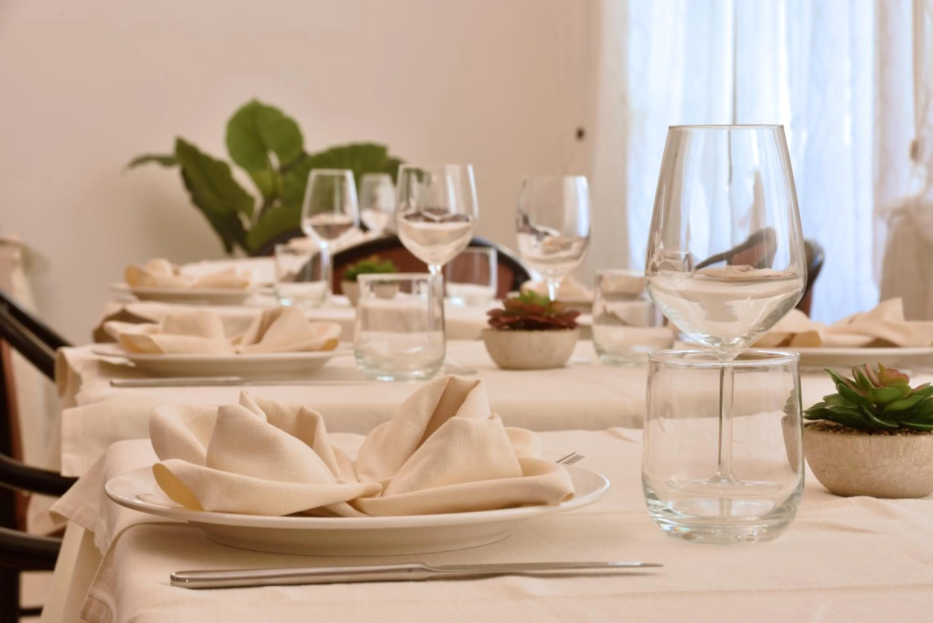 Dining area in Hotel Morchio Mhotelsgroup