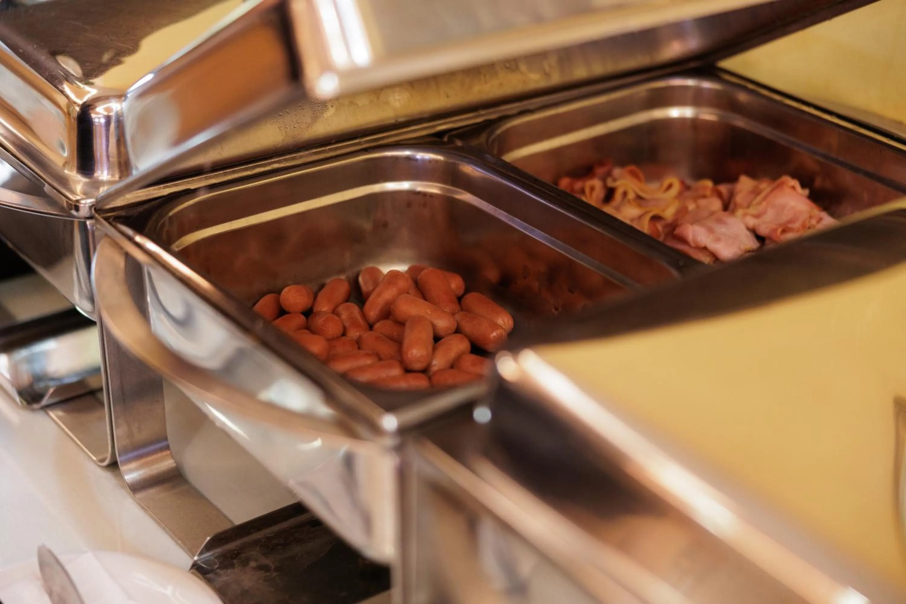 Breakfast in Louvre Hotel