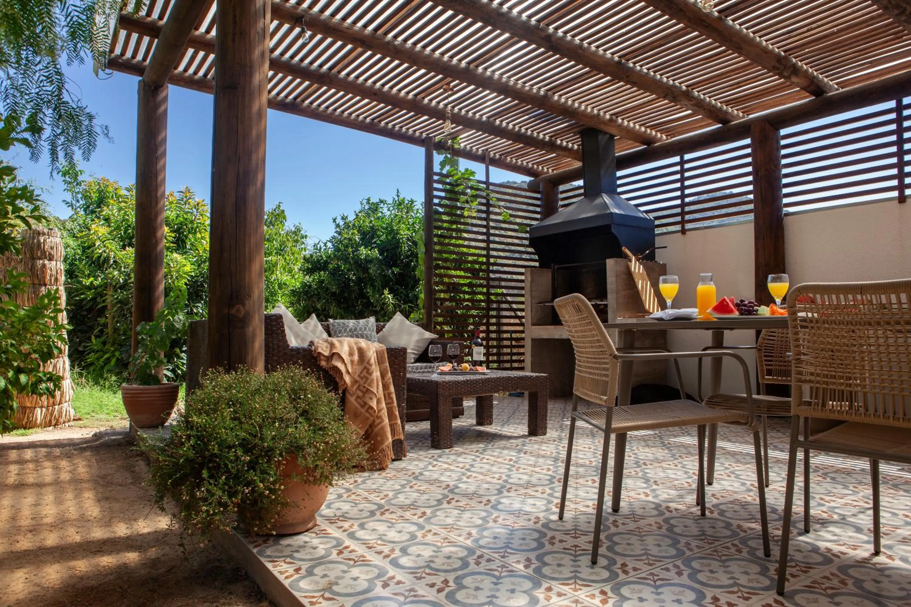 BBQ facilities in Callihue Lodge