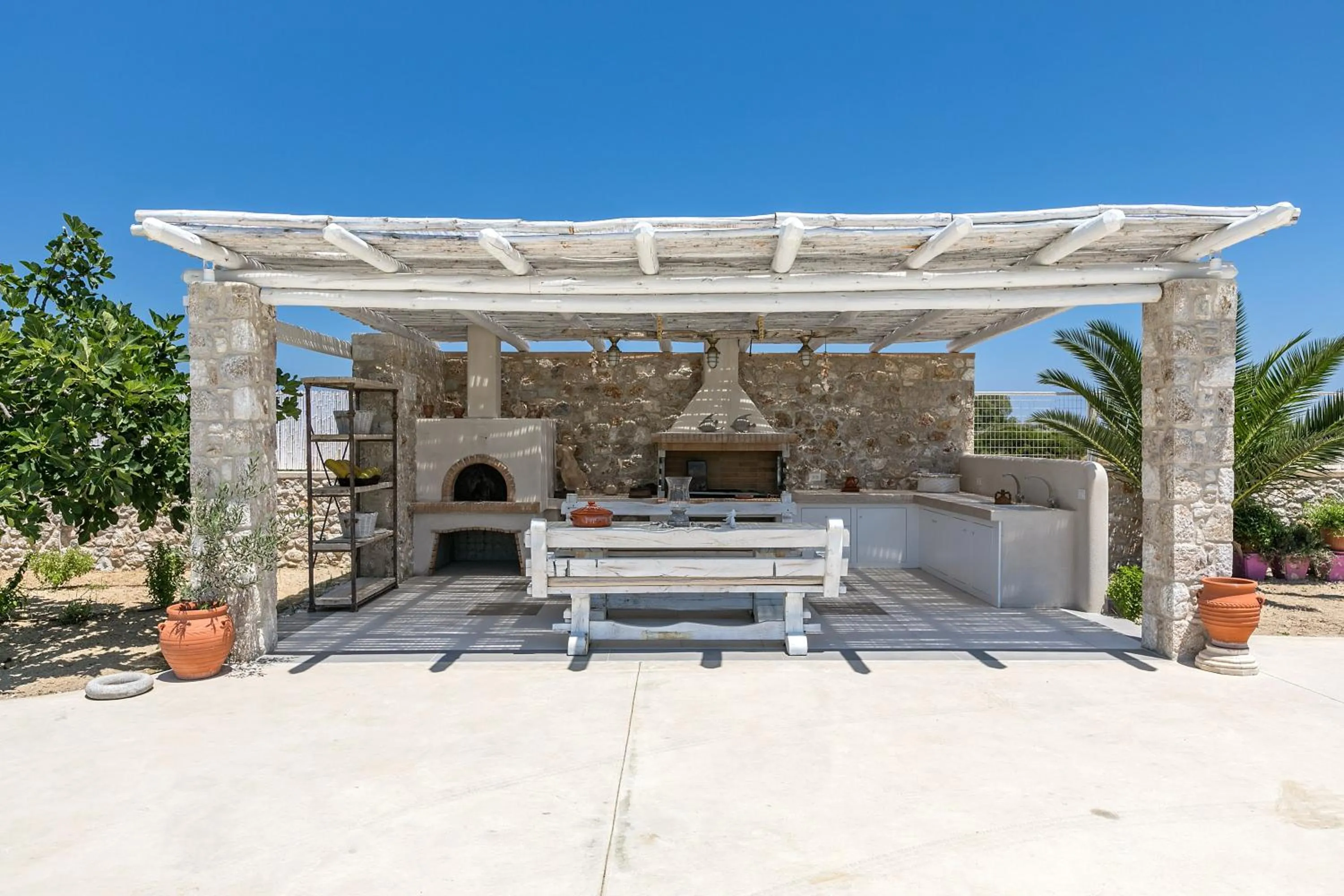 Property building in White Pearls-Adults Only Luxury Suites