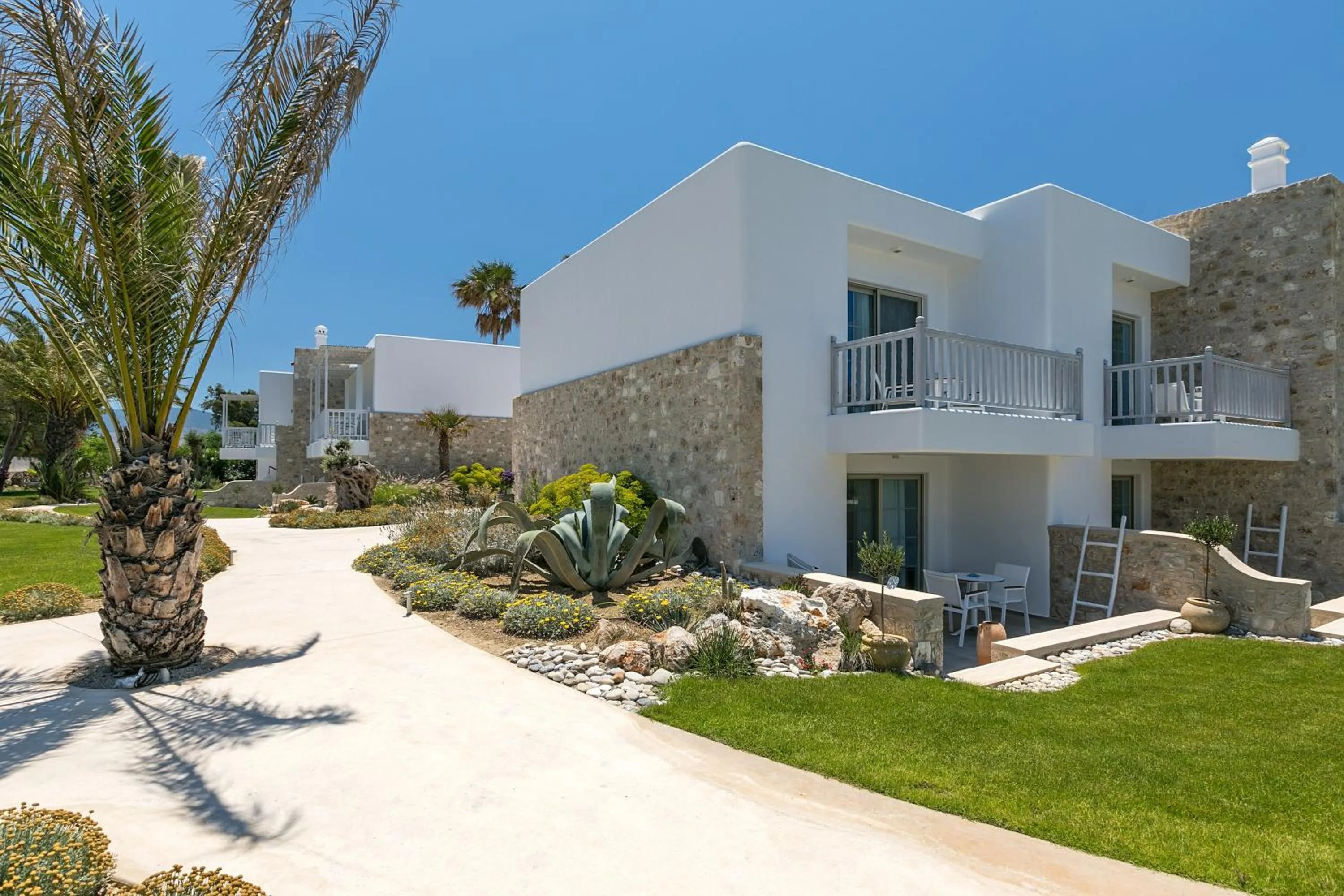 Property building in White Pearls-Adults Only Luxury Suites