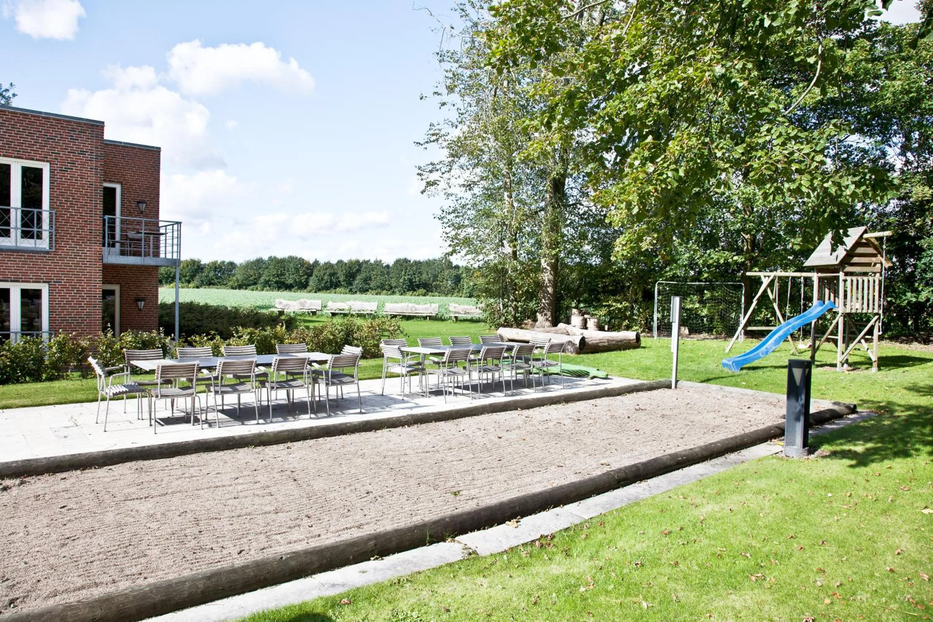 Communal lounge/ TV room in Montra Hotel Sabro Kro