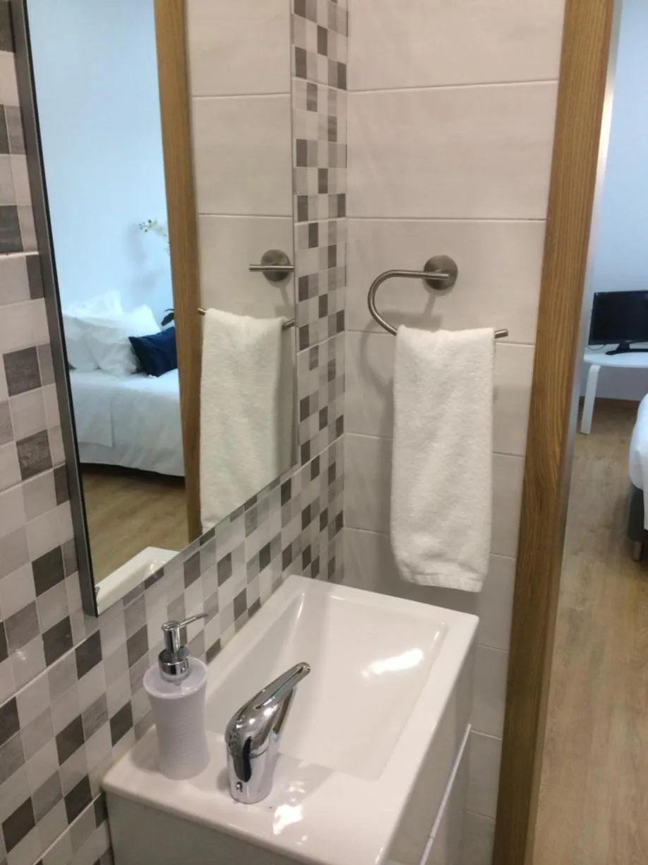 Toilet in Aveiro White House