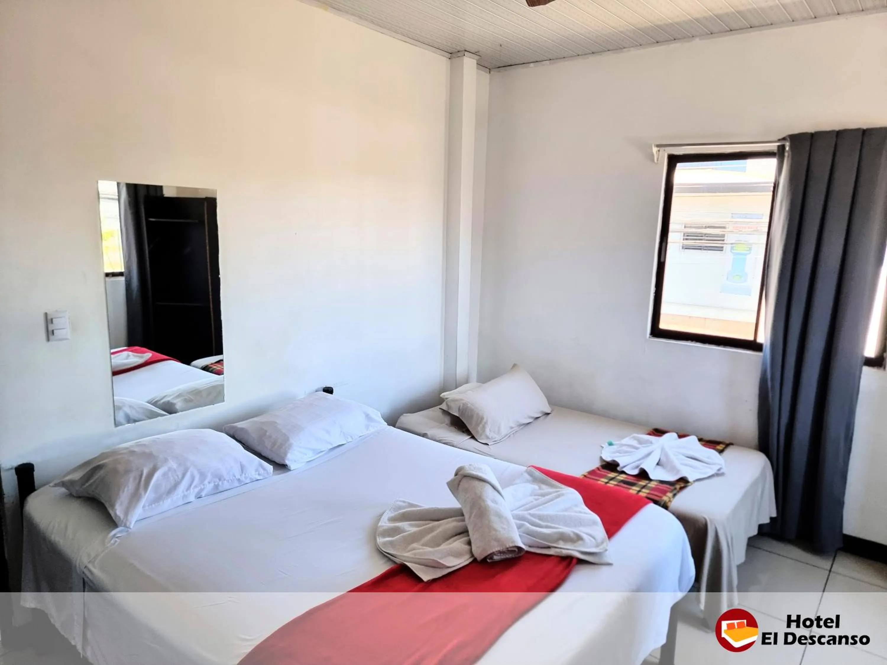 Bed in Hotel El Descanso