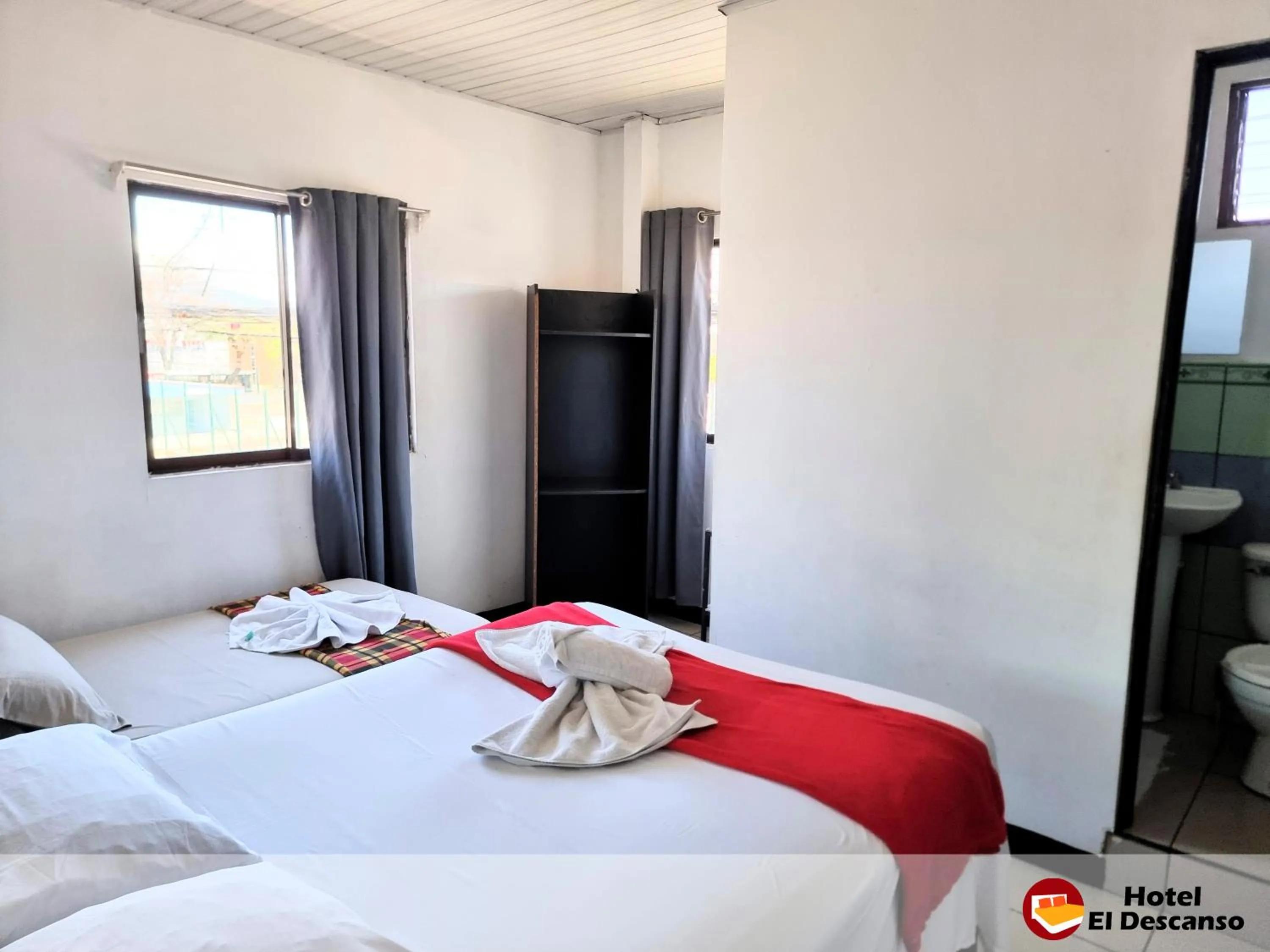 Bed in Hotel El Descanso