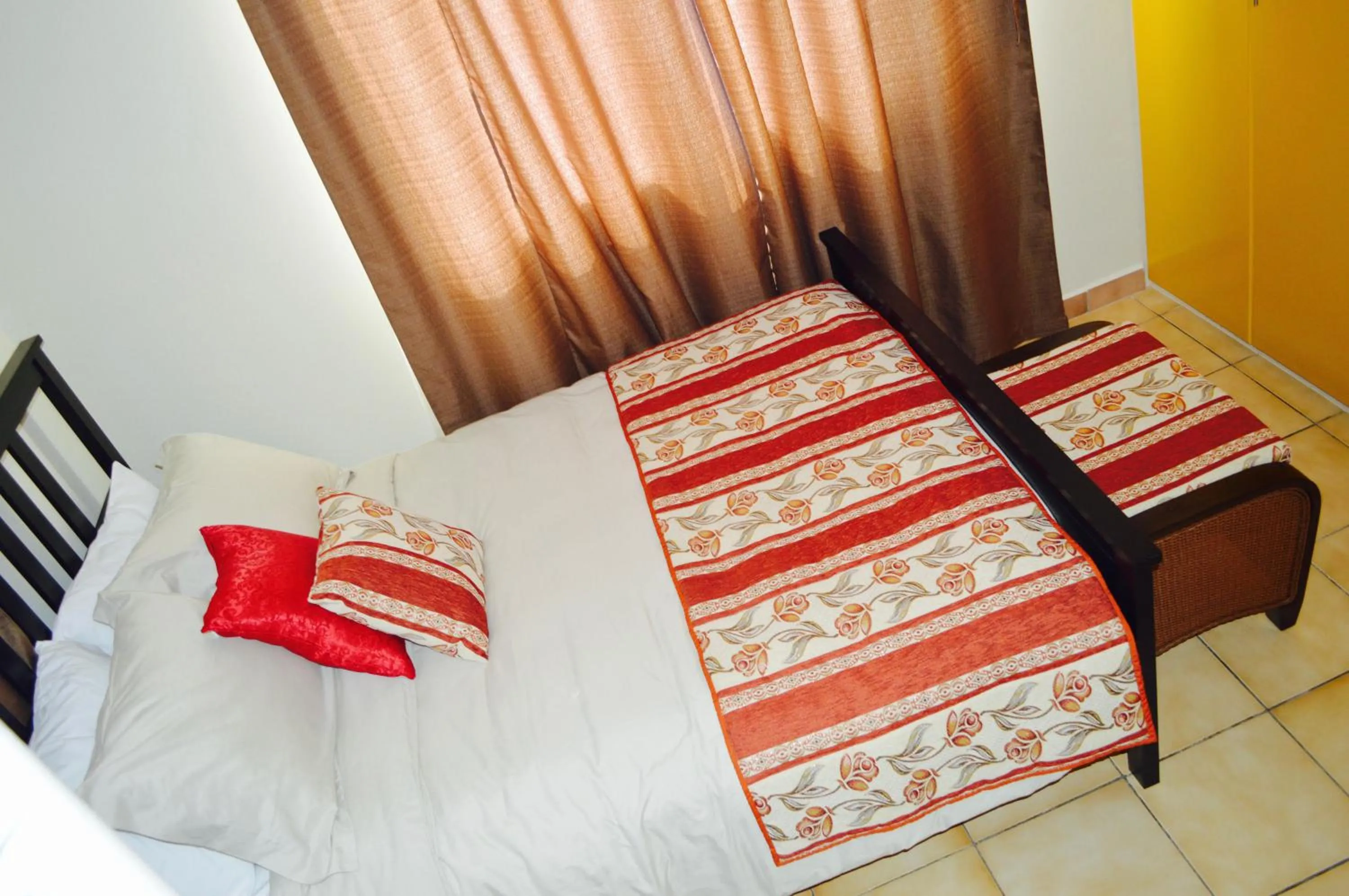 Bed in Eve's Residence